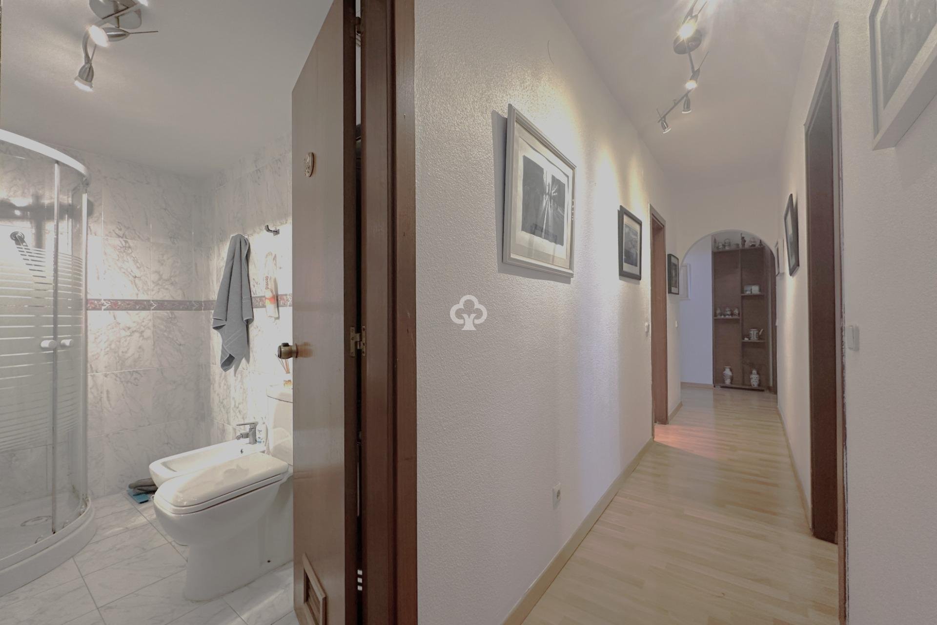 Resale - Piso -
Fuengirola - Torreblanca del Sol