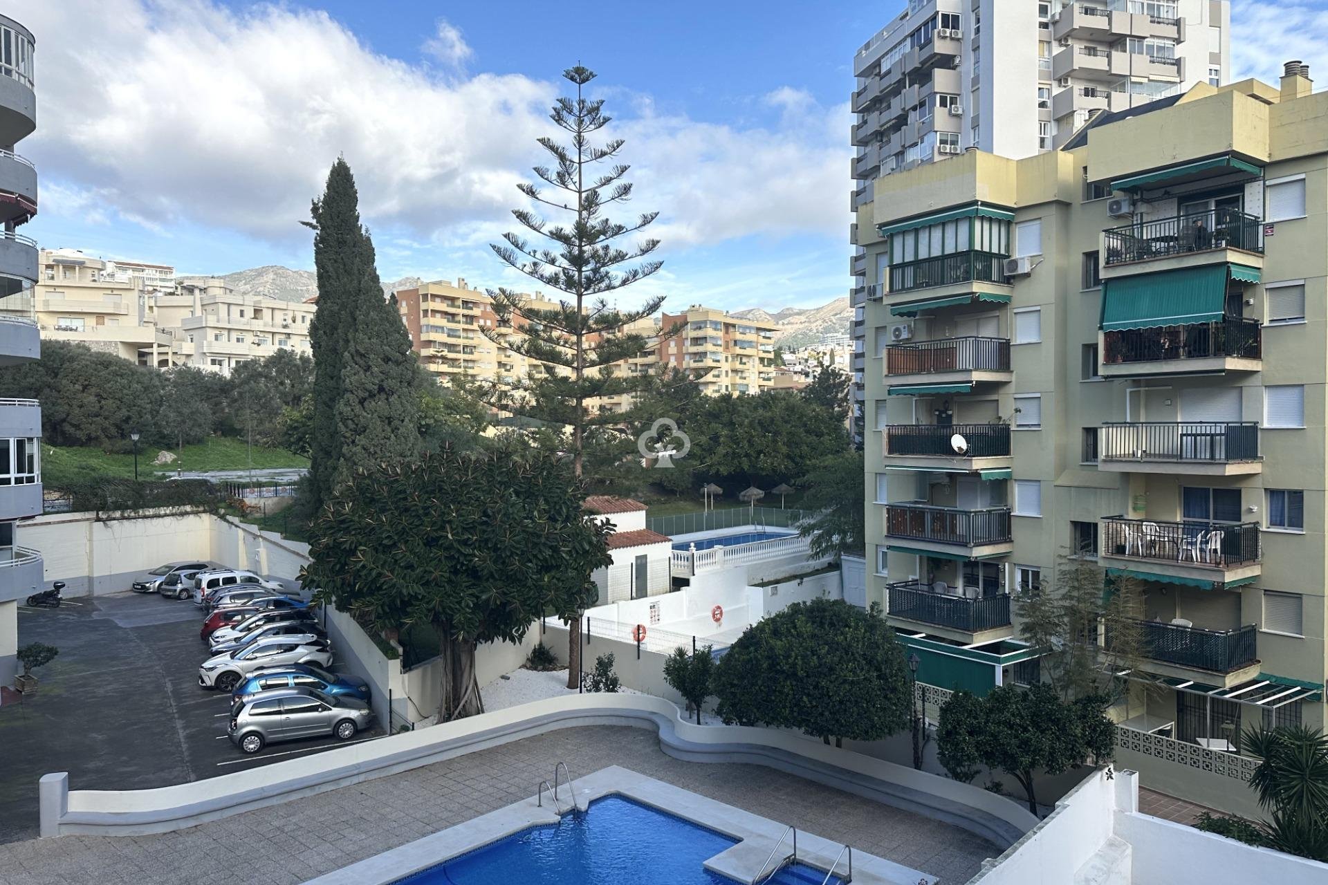 Resale - Piso -
Fuengirola - Torreblanca del Sol