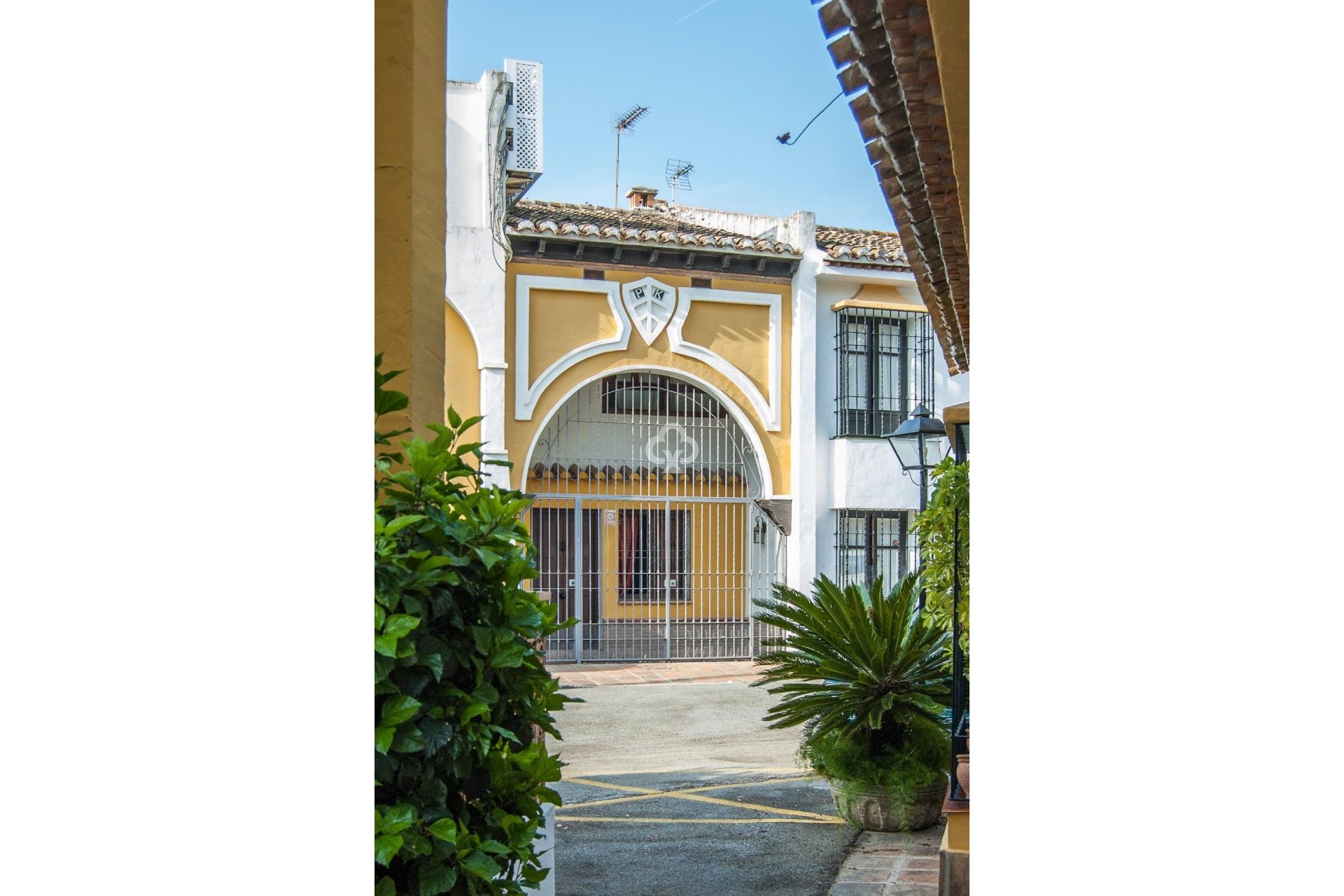 Resale - Semi-detached house -
Fuengirola - Centro