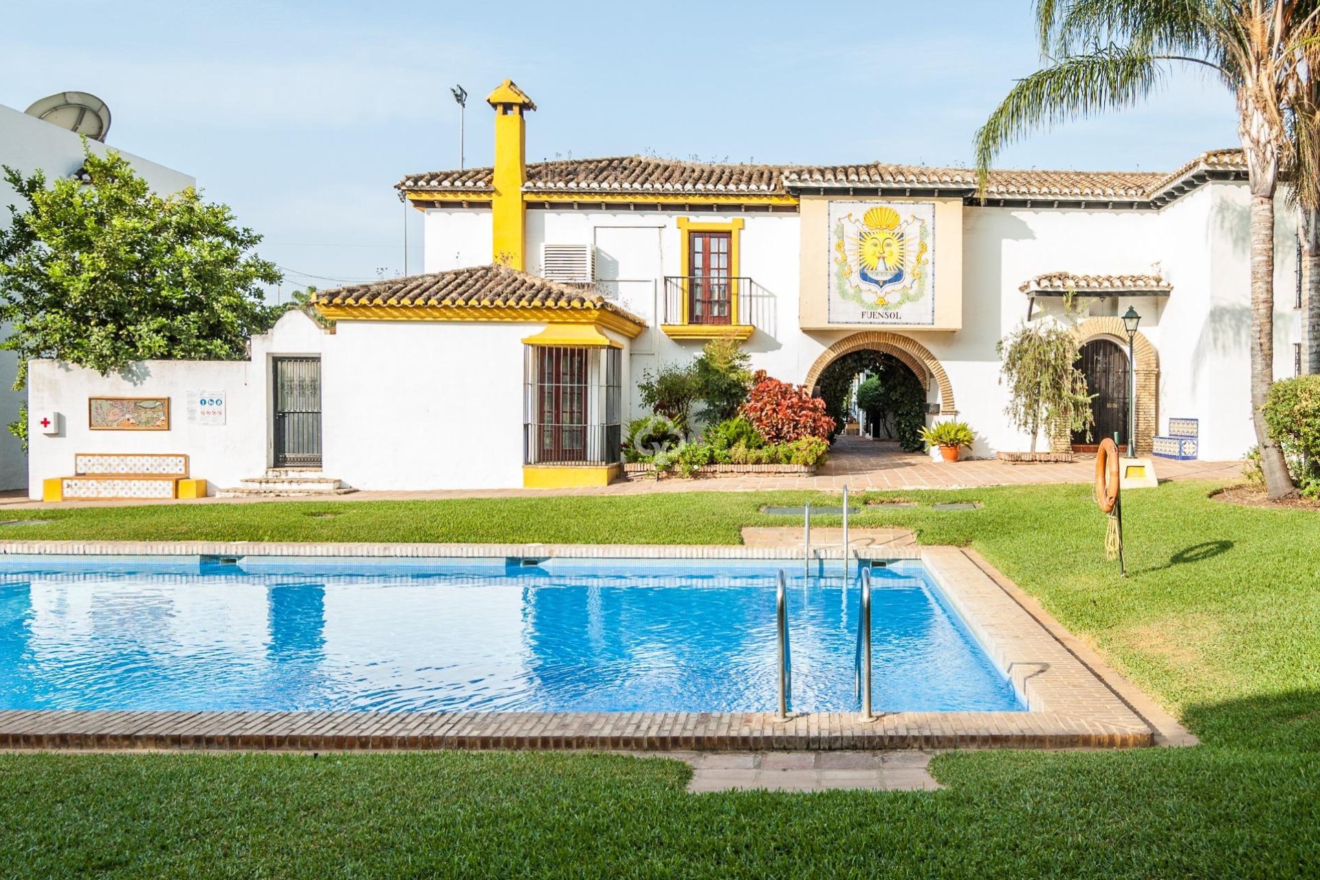 Resale - Semi-detached house -
Fuengirola - Centro