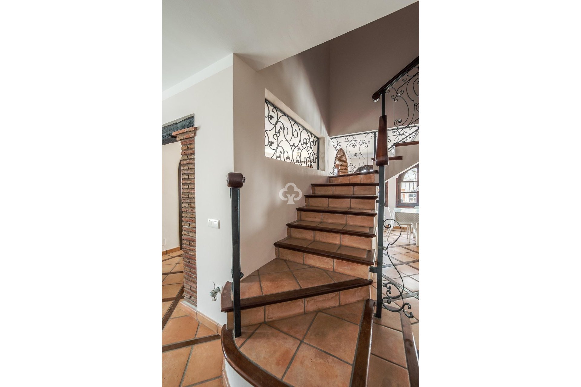 Resale - Semi-detached house -
Fuengirola - Centro