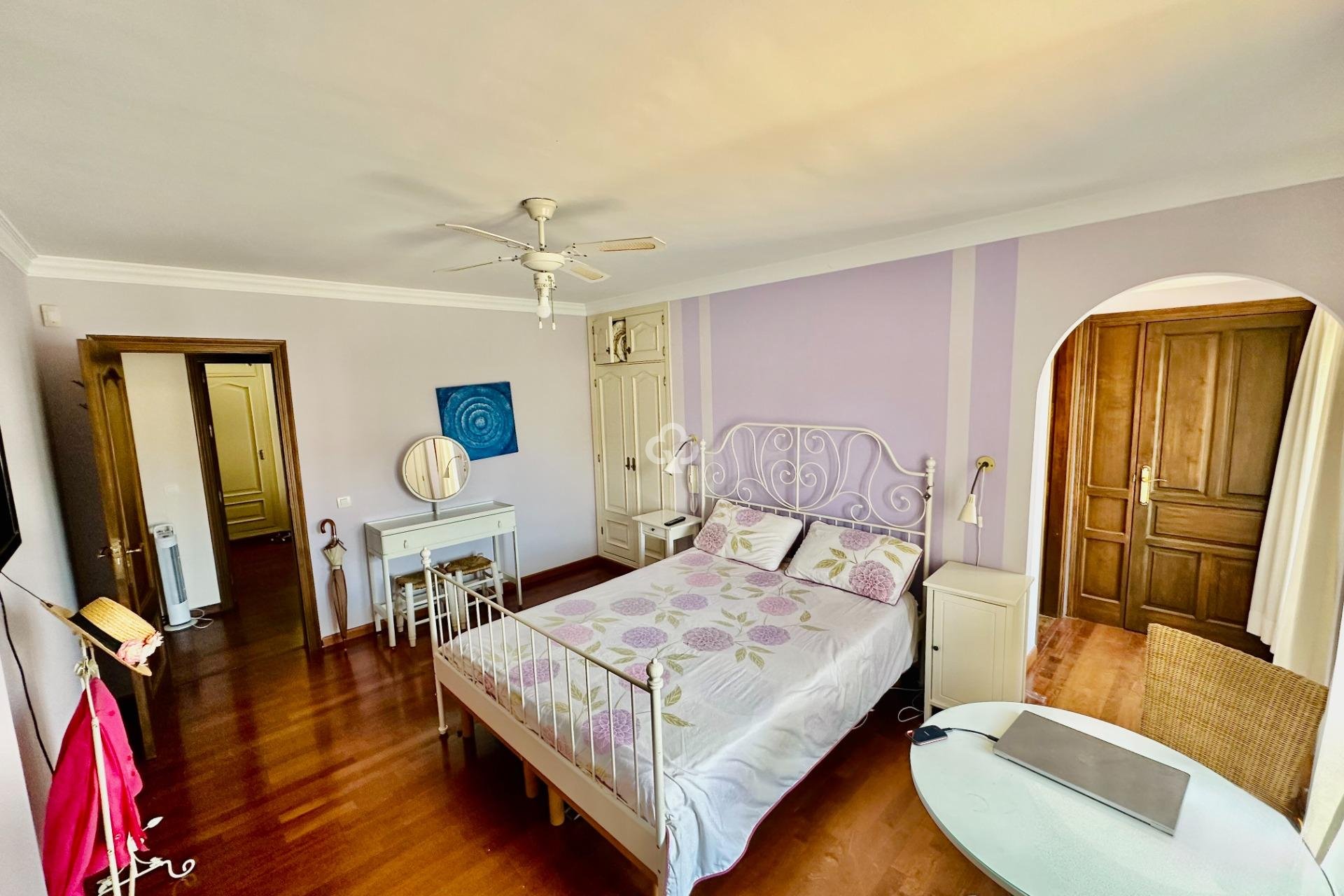 Resale - Semi-detached house -
Fuengirola - Centro