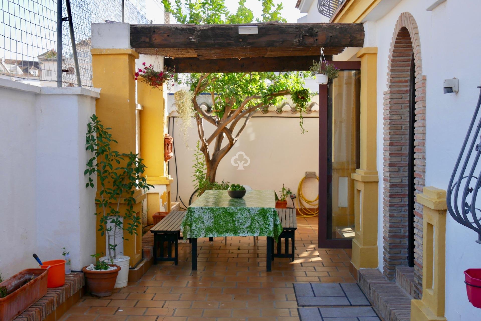 Resale - Semi-detached house -
Fuengirola - Centro