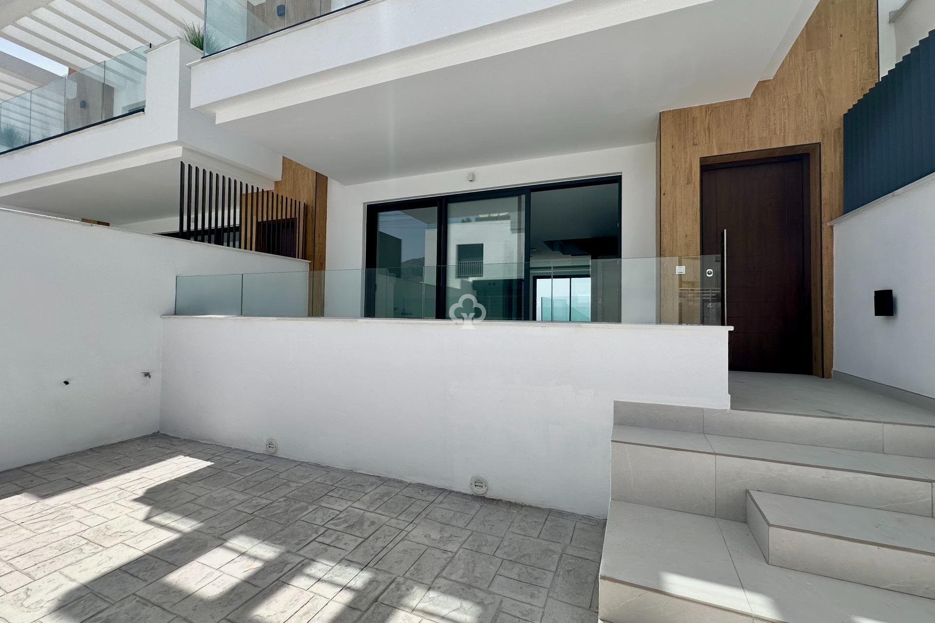 Resale - Semi-detached house -
Fuengirola - Los Pacos