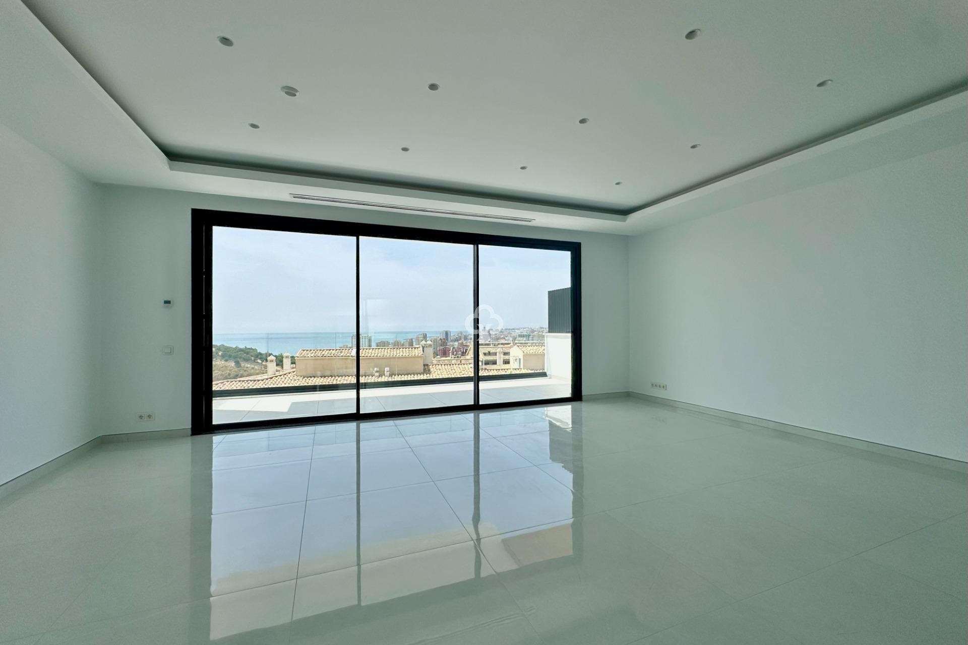 Resale - Semi-detached house -
Fuengirola - Los Pacos