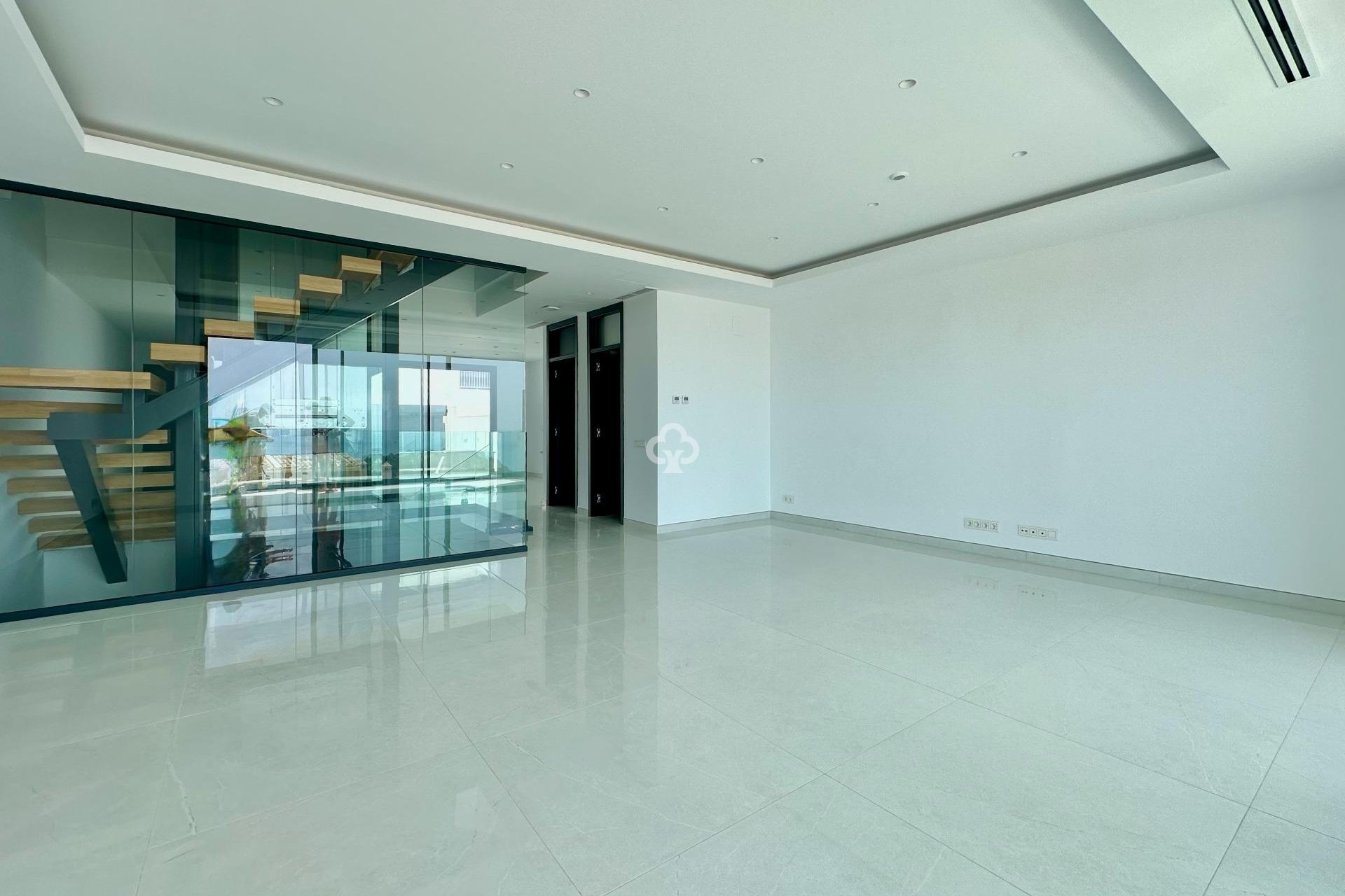 Resale - Semi-detached house -
Fuengirola - Los Pacos