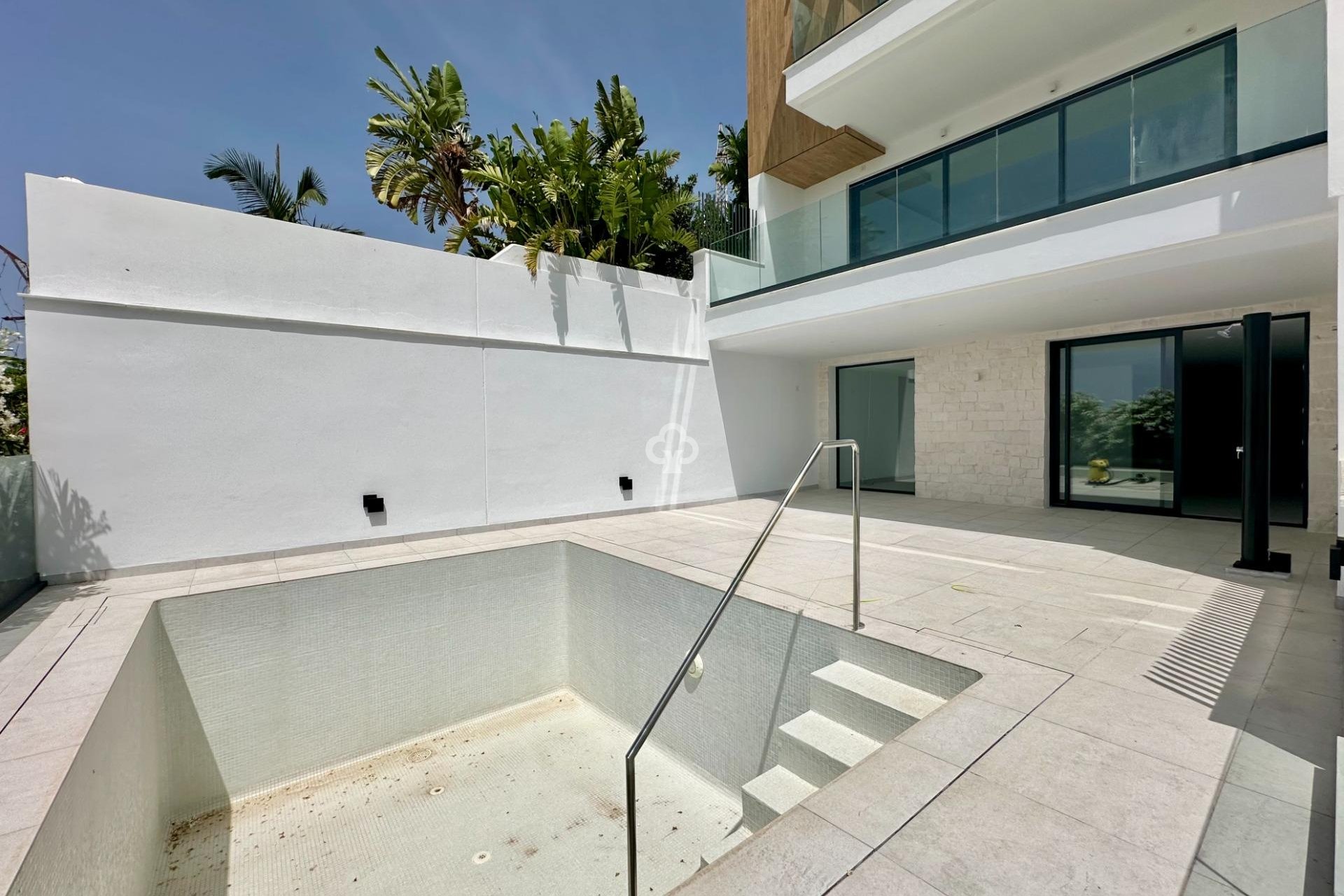 Resale - Semi-detached house -
Fuengirola - Los Pacos