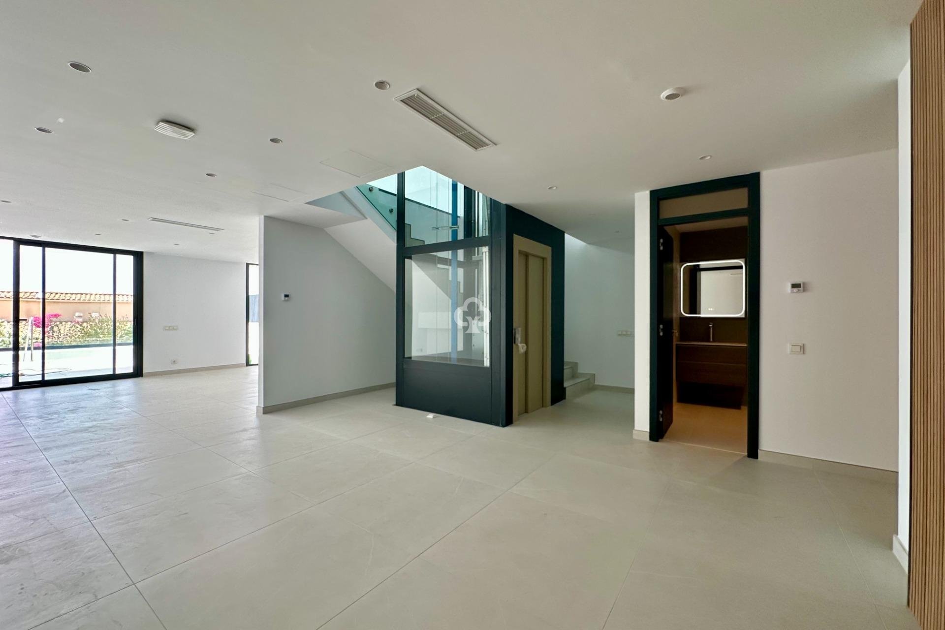 Resale - Semi-detached house -
Fuengirola - Los Pacos