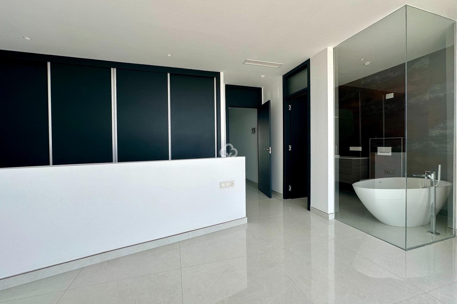 Resale - Semi-detached house -
Fuengirola - Los Pacos