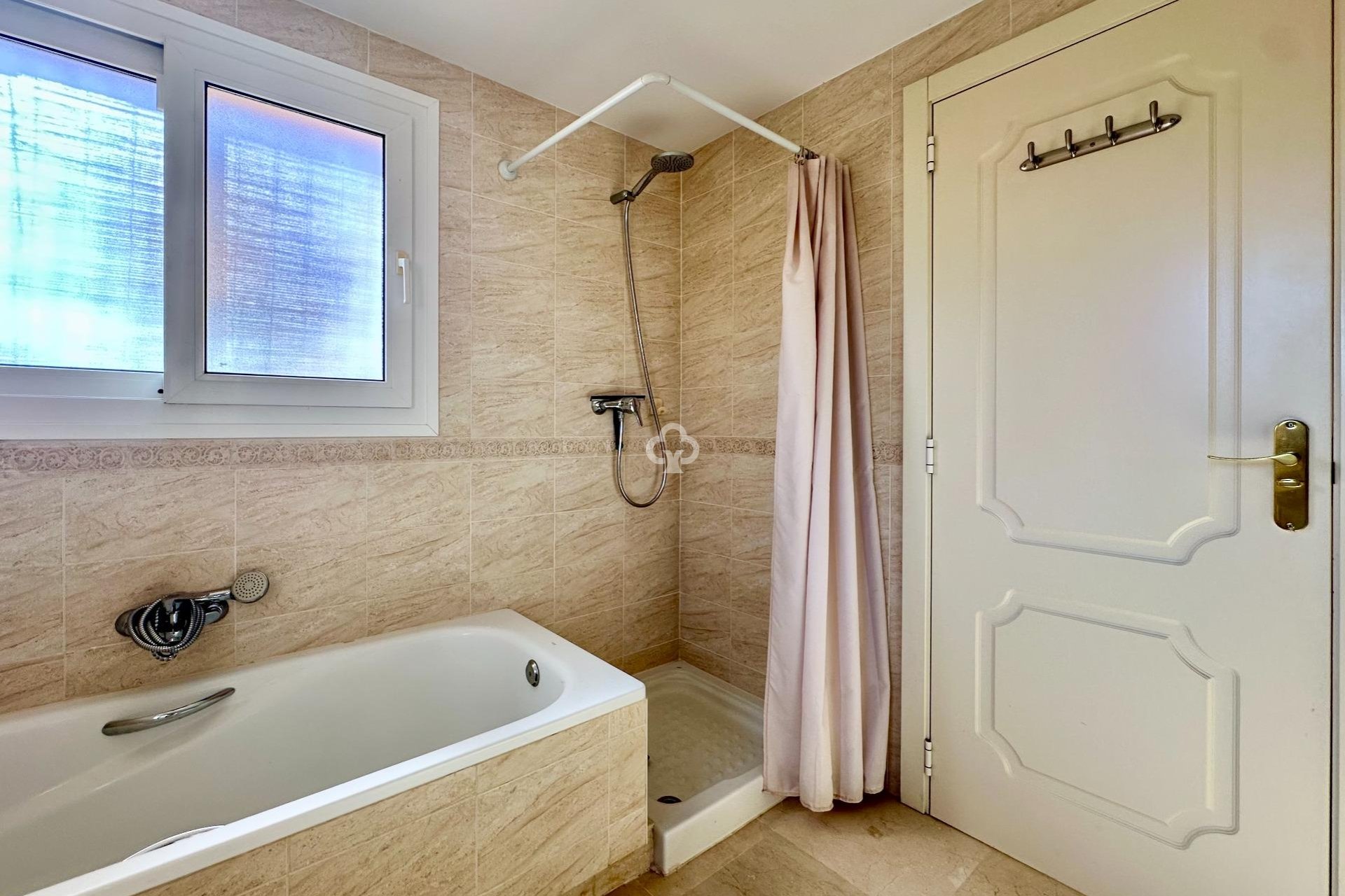 Resale - Semi-detached house -
Mijas - Riviera del Sol