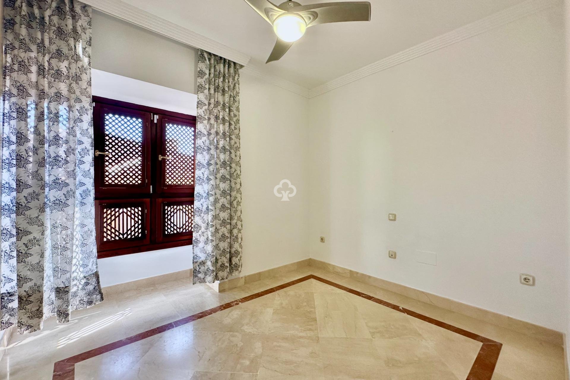 Resale - Semi-detached house -
Mijas - Riviera del Sol