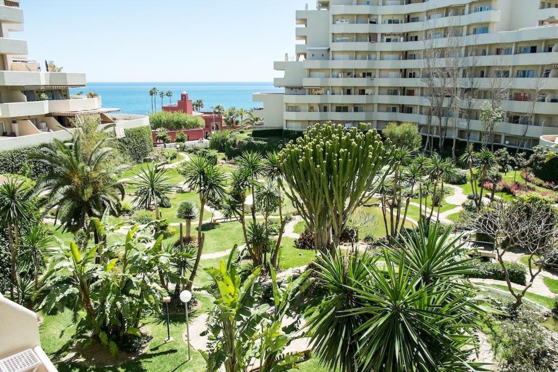Resale - Studio apartment -
Benalmádena - Parque de la Paloma