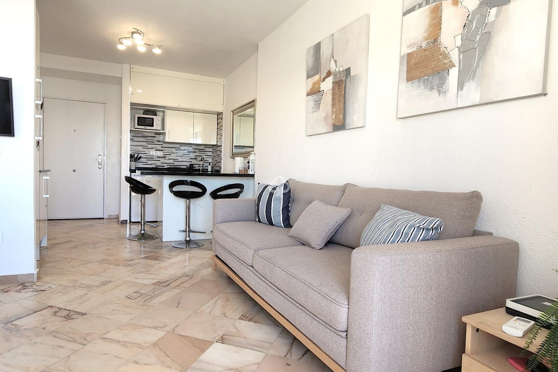 Resale - Studio apartment -
Marbella - Romana Playa