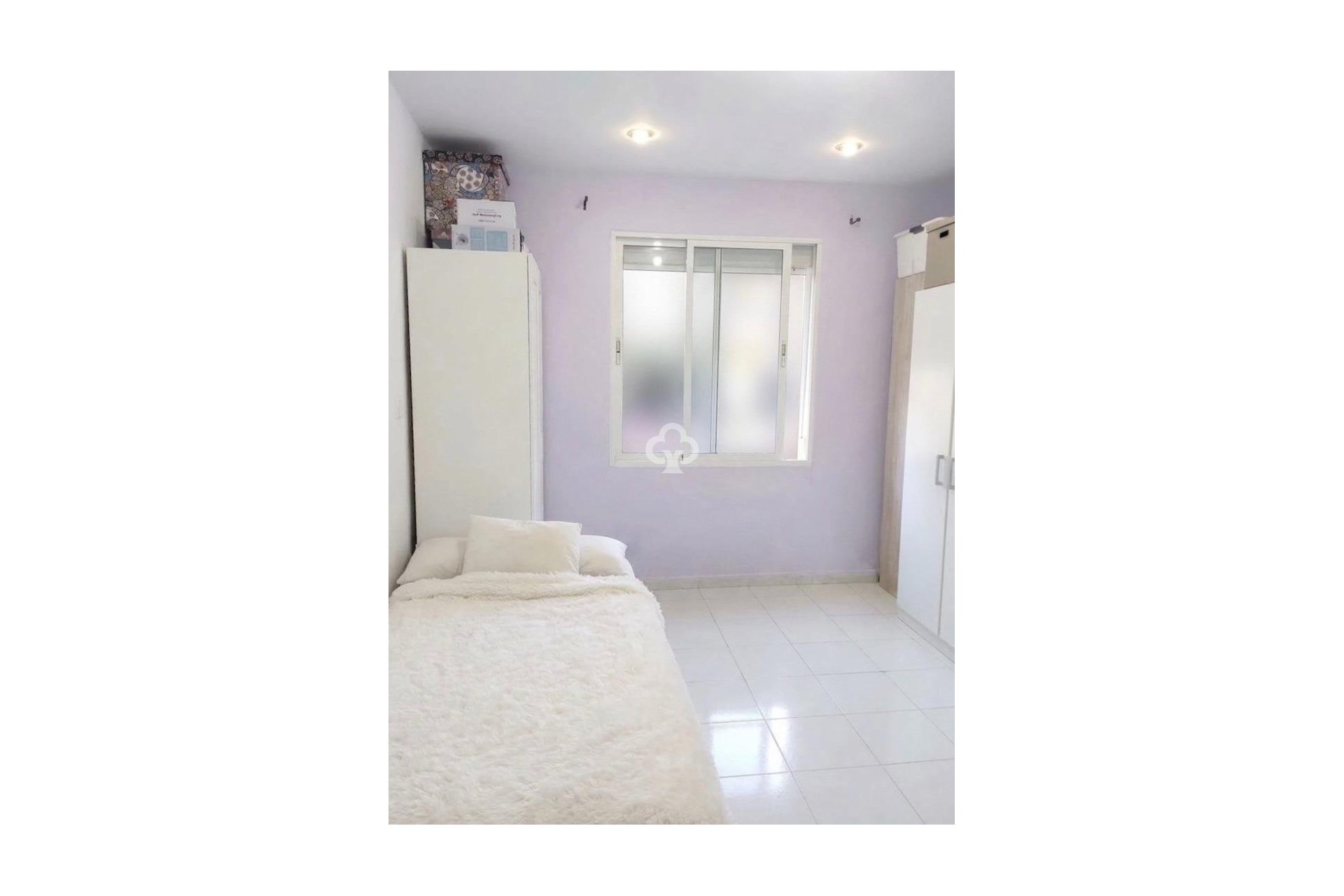 Resale - Studio apartment -
Torremolinos - Centro