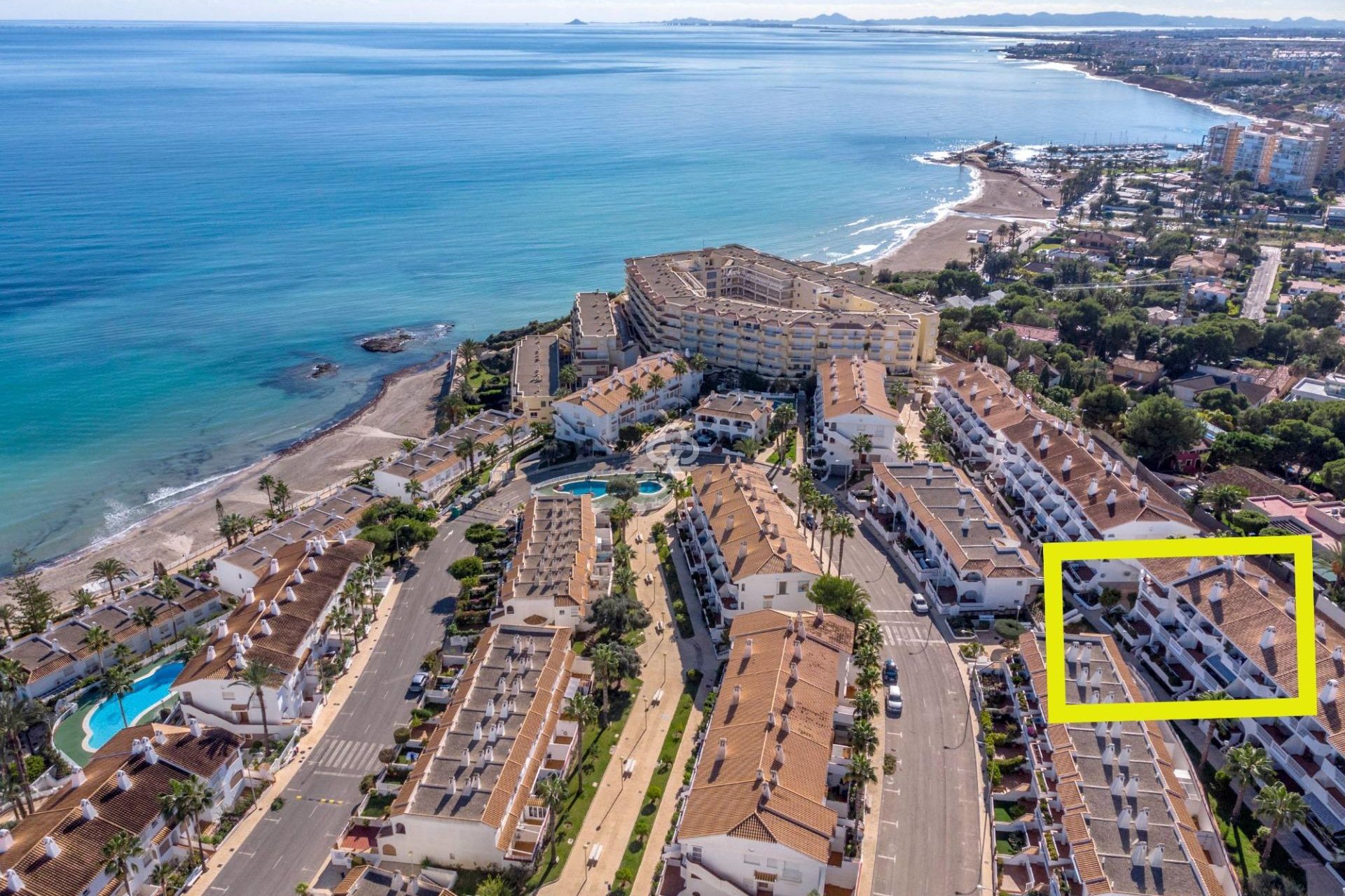 Resale - Terraced house -
Dehesa de campoamor - Campoamor