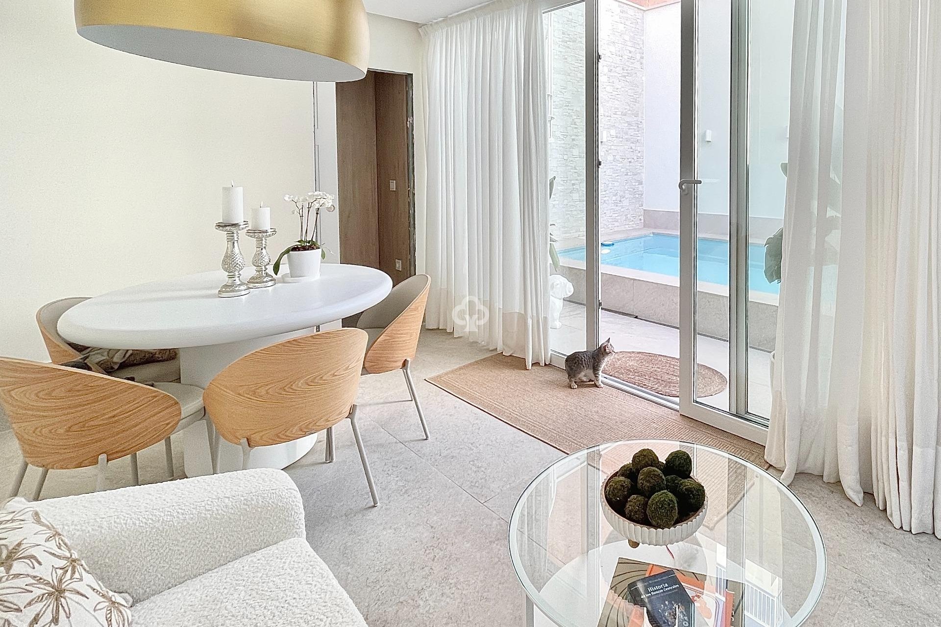 Resale - Townhouse -
Fuengirola - 2ª Línea de playa