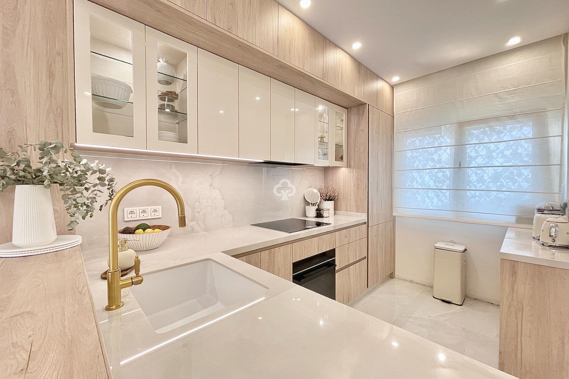 Resale - Townhouse -
Fuengirola - 2ª Línea de playa