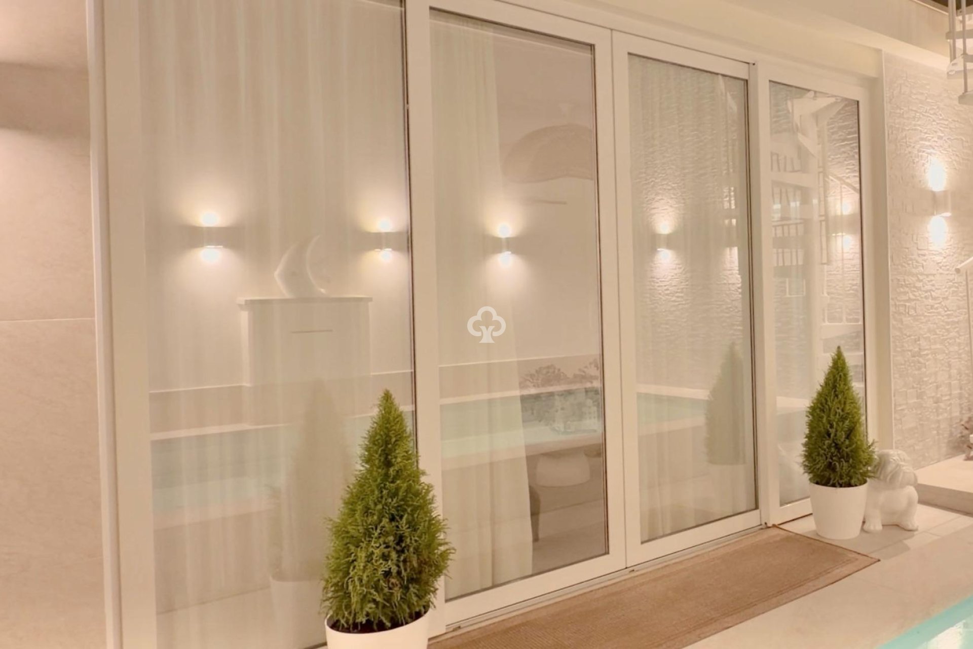 Resale - Townhouse -
Fuengirola - 2ª Línea de playa