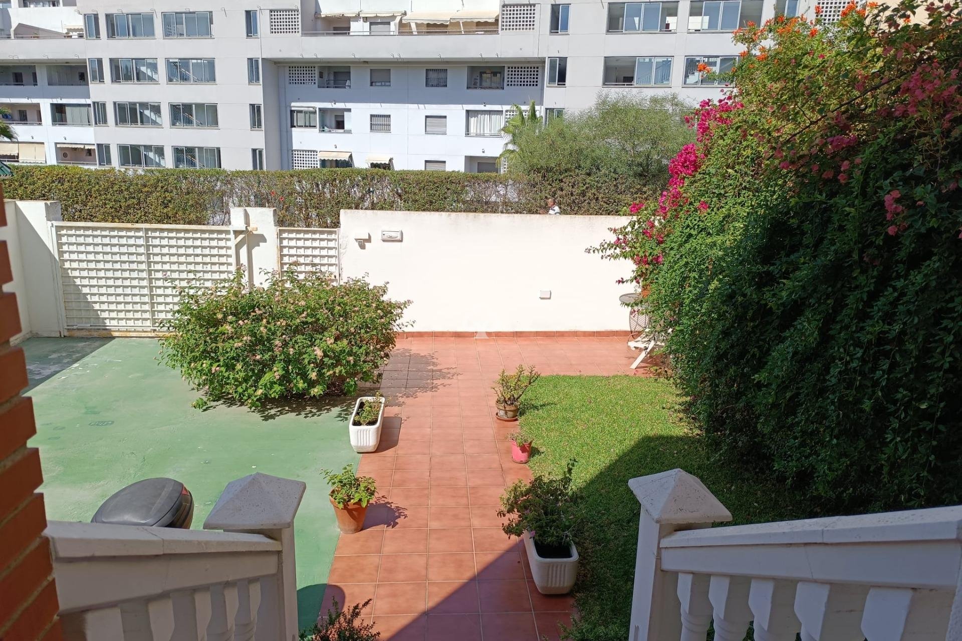 Resale - Townhouse -
Fuengirola - Castillo de Sohail