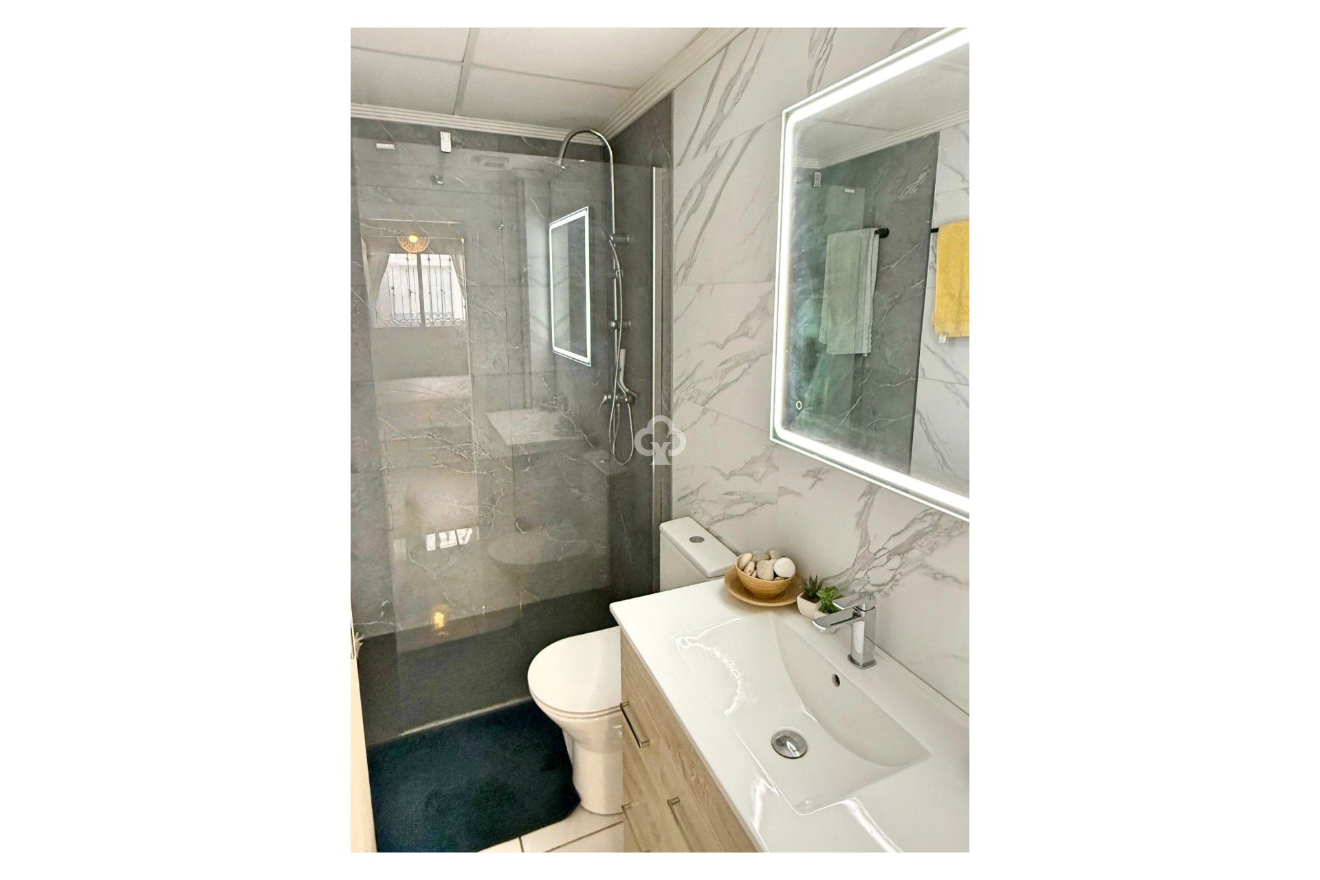 Resale - Townhouse -
Orihuela Costa - Punta Prima