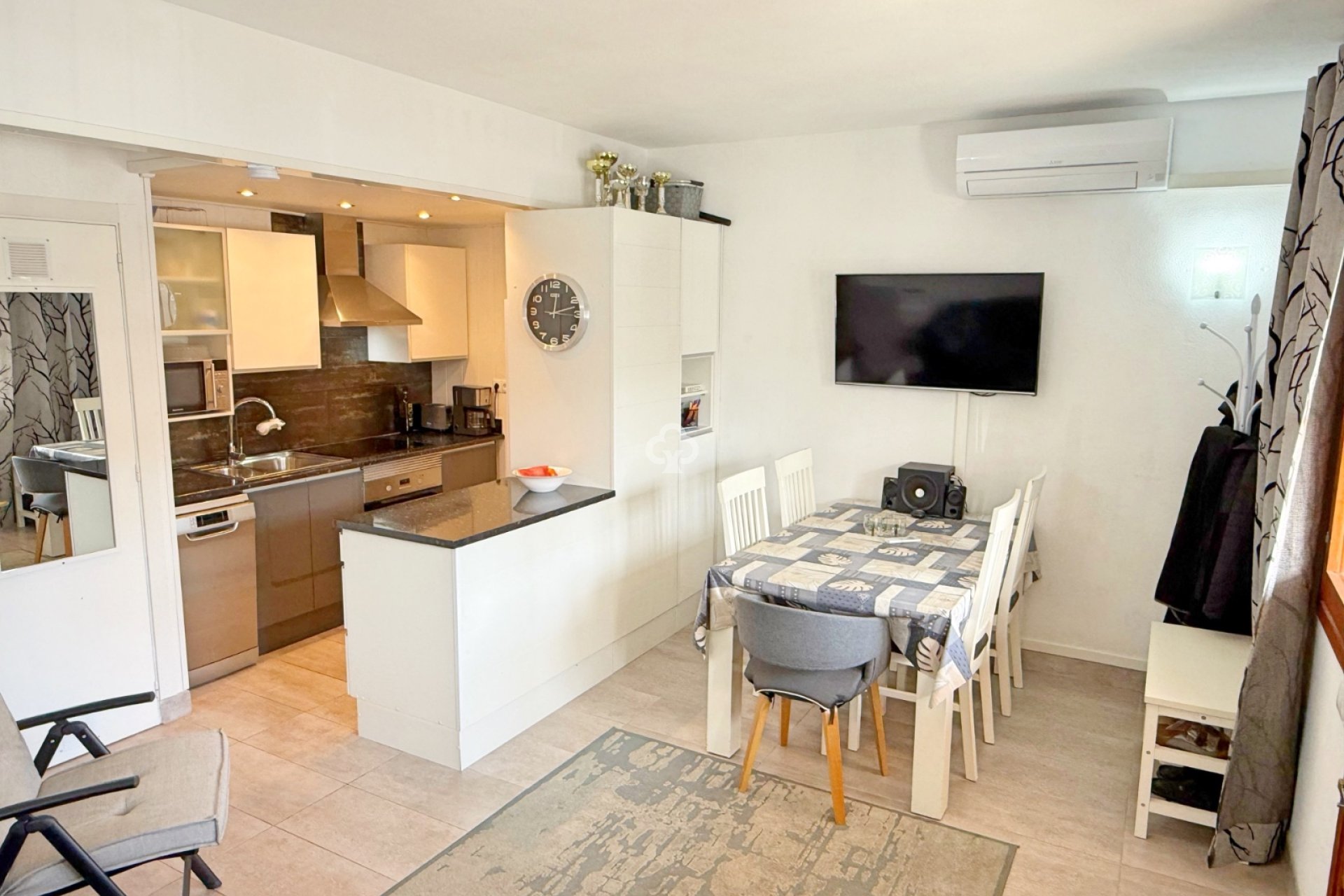 Resale - Townhouses -
Torrevieja - Los balcones