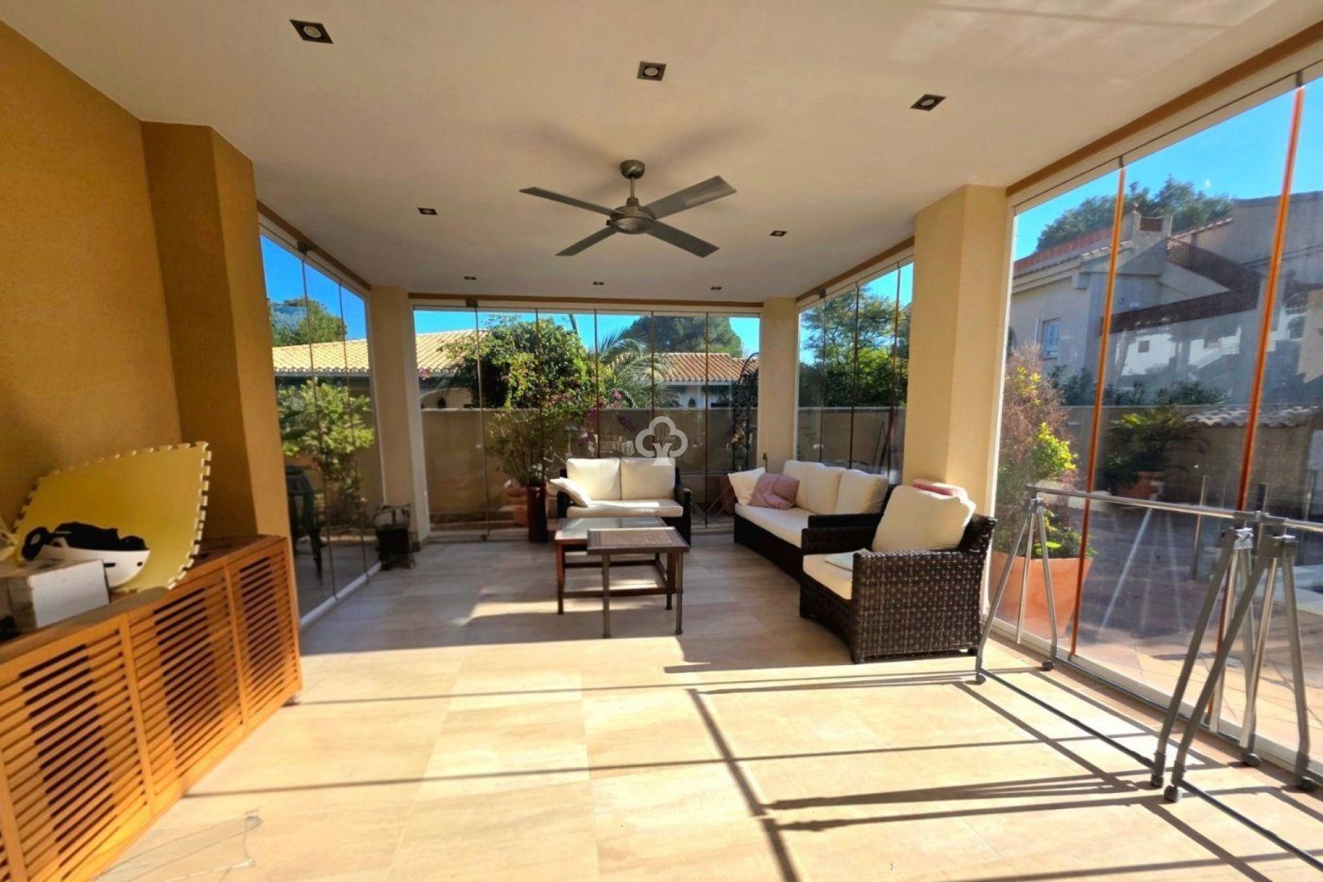 Resale - Villa -
Dehesa de campoamor - Campoamor