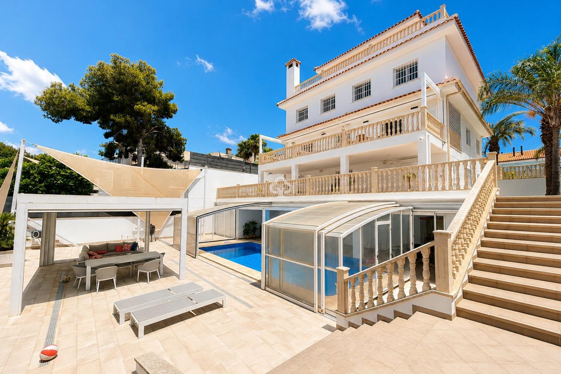 Resale - Villa -
Dehesa de campoamor - Campoamor