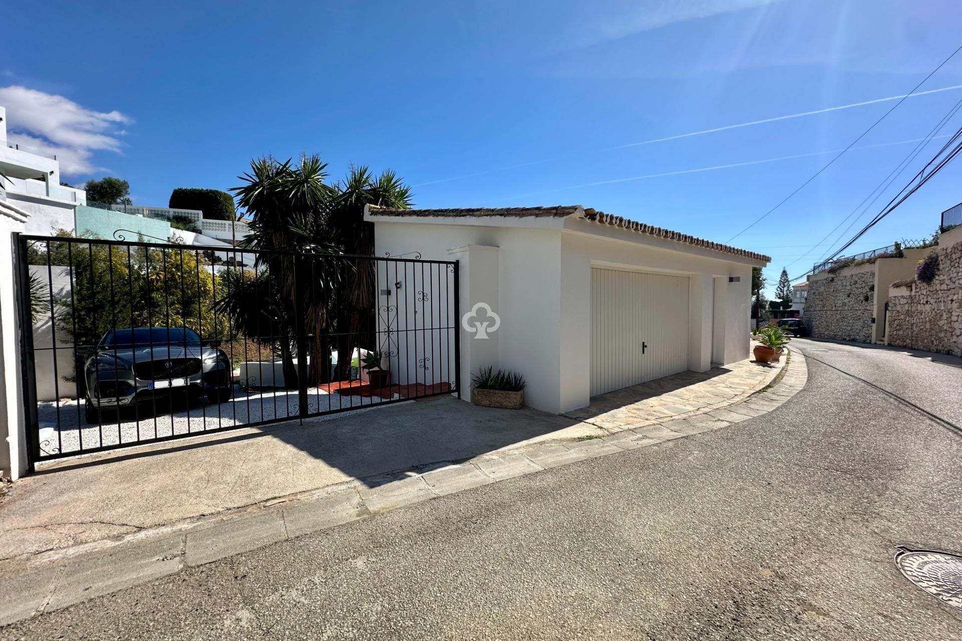 Resale - Villa -
Fuengirola - Torreblanca del Sol