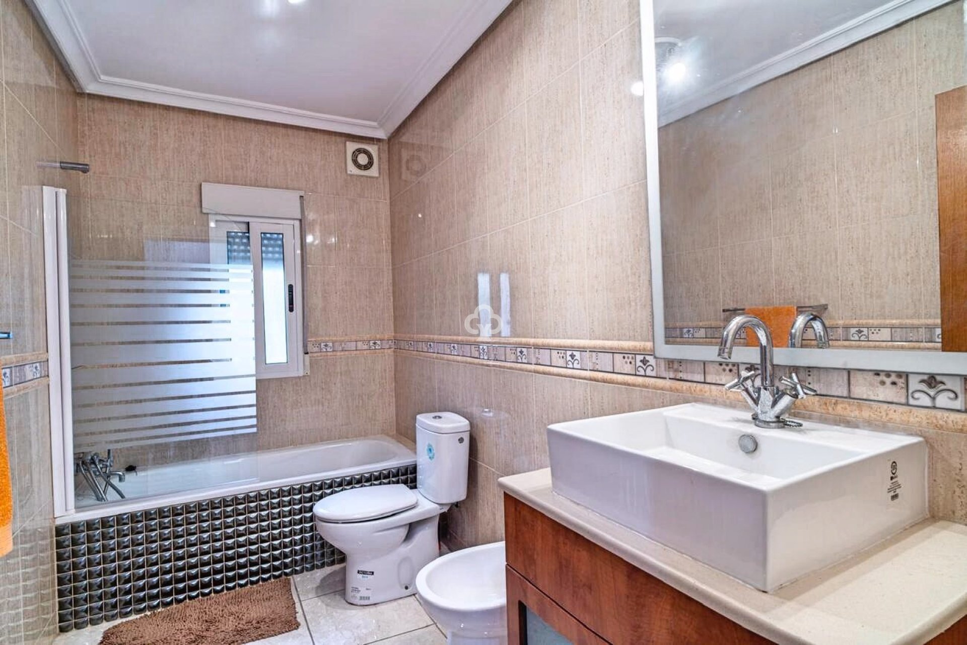 Resale - Villa -
Orihuela Costa - Villamartín