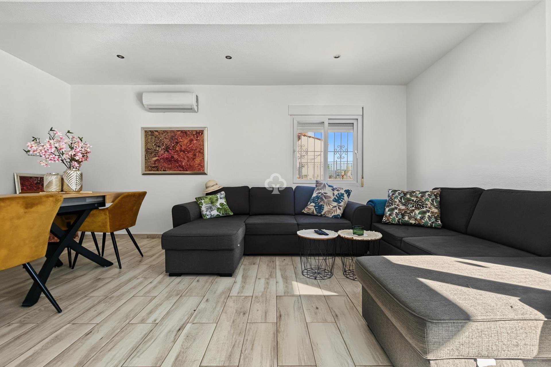 Resale - Villa -
Pilar de la Horadada - Pinar de Campoverde