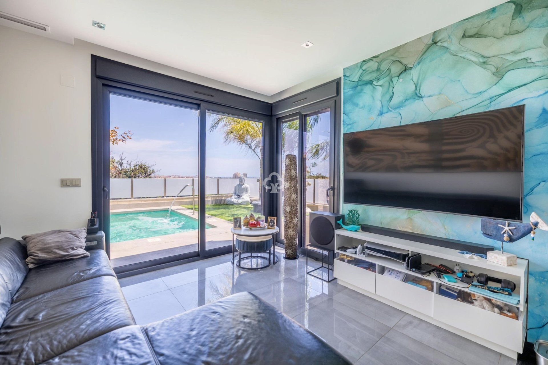 Resale - Villa -
Torrevieja - Los altos