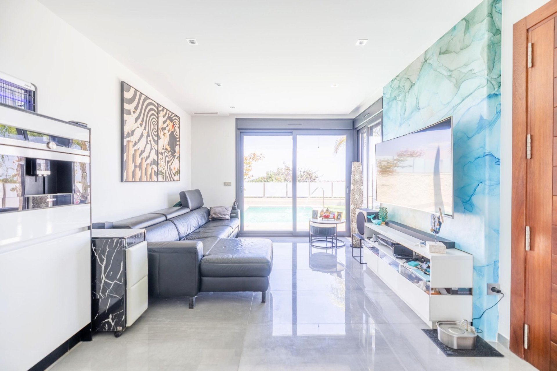 Resale - Villa -
Torrevieja - Los altos