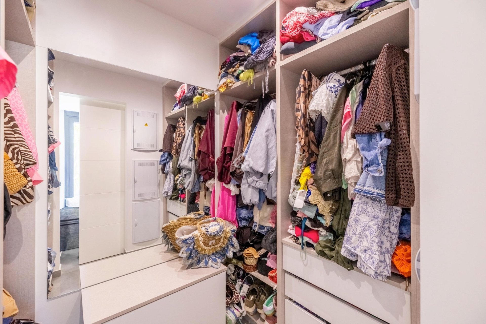 Resale - Villa -
Torrevieja - Los altos