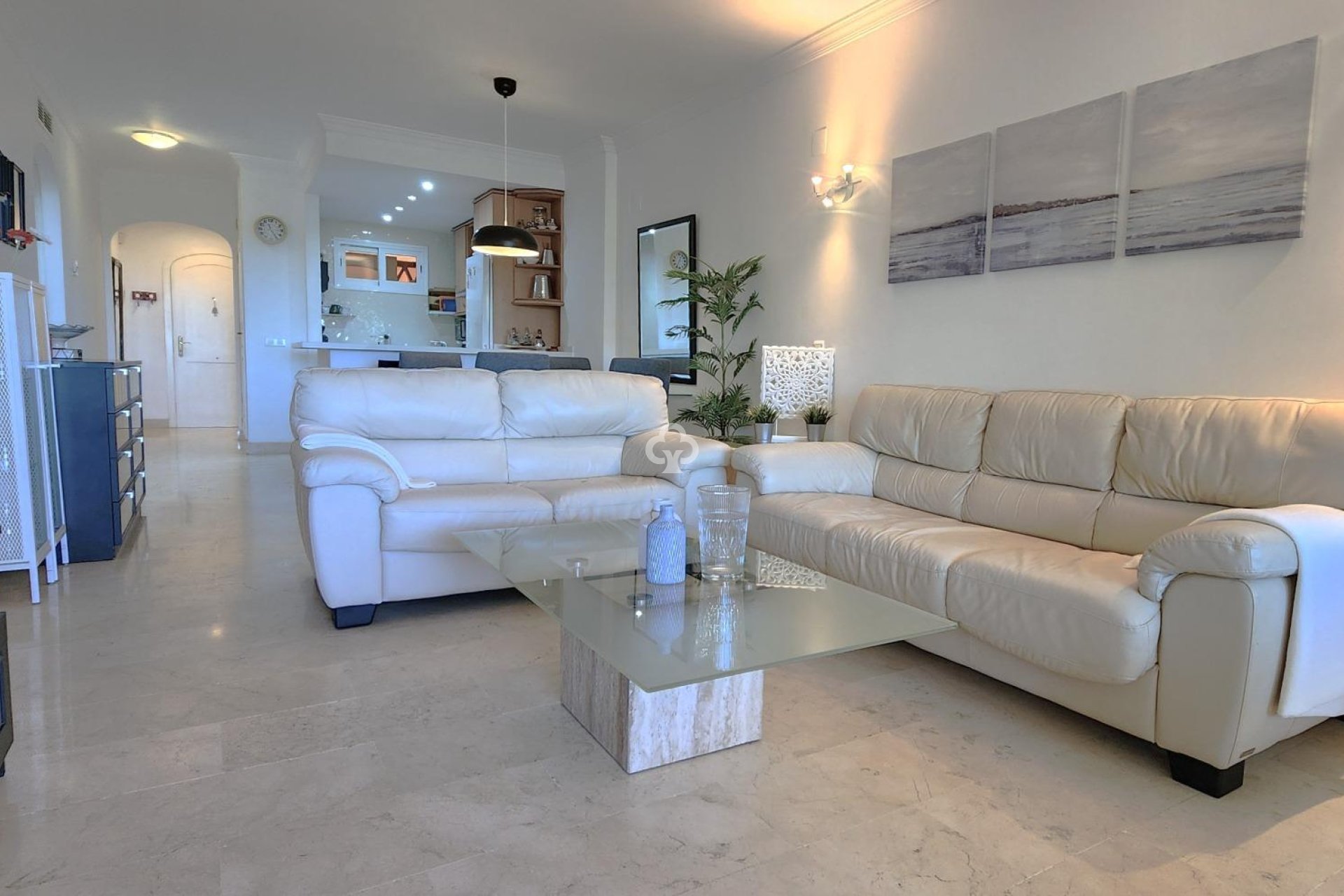 Reventa - Apartamento -
Elviria