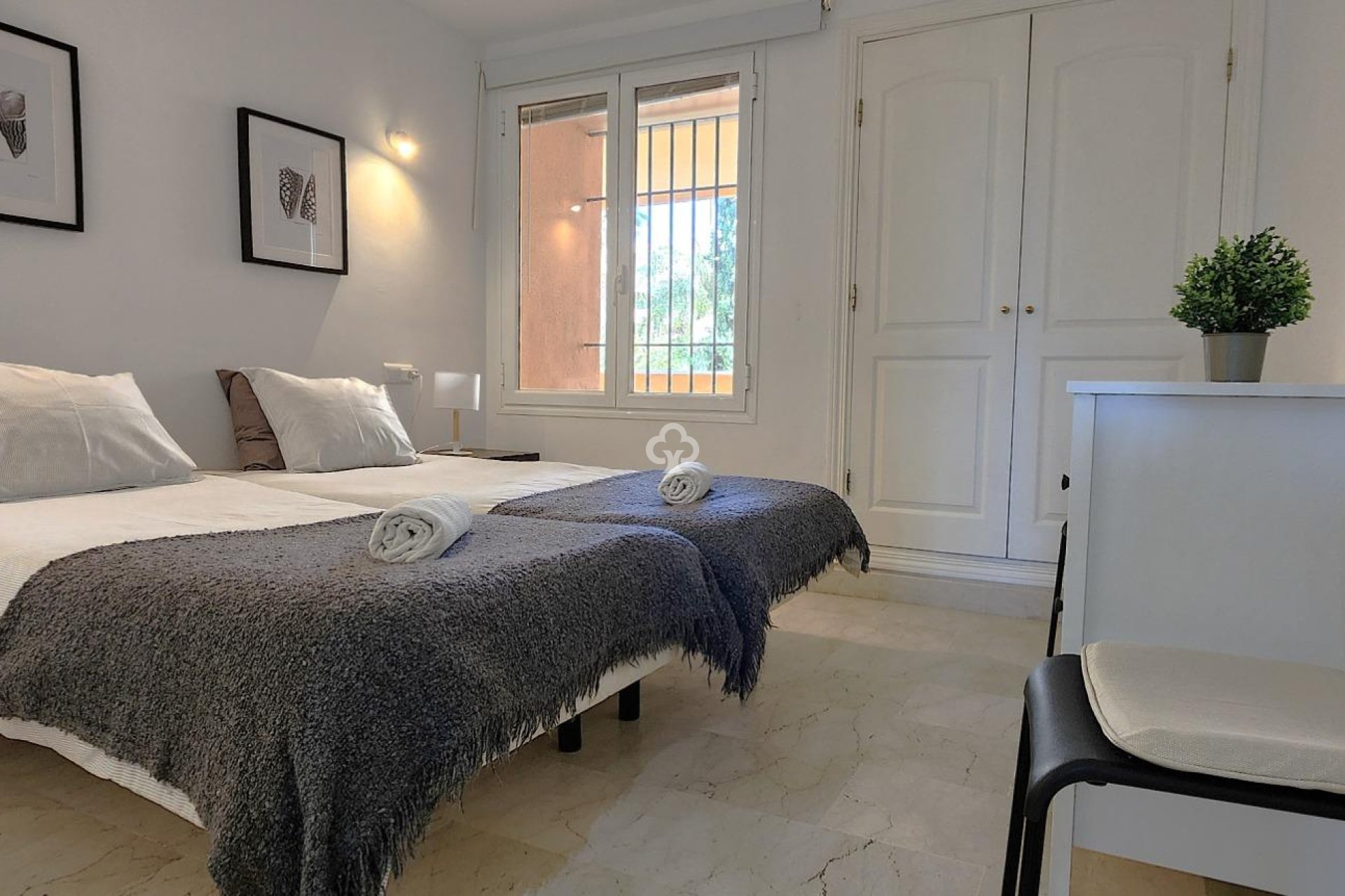 Reventa - Apartamento -
Elviria