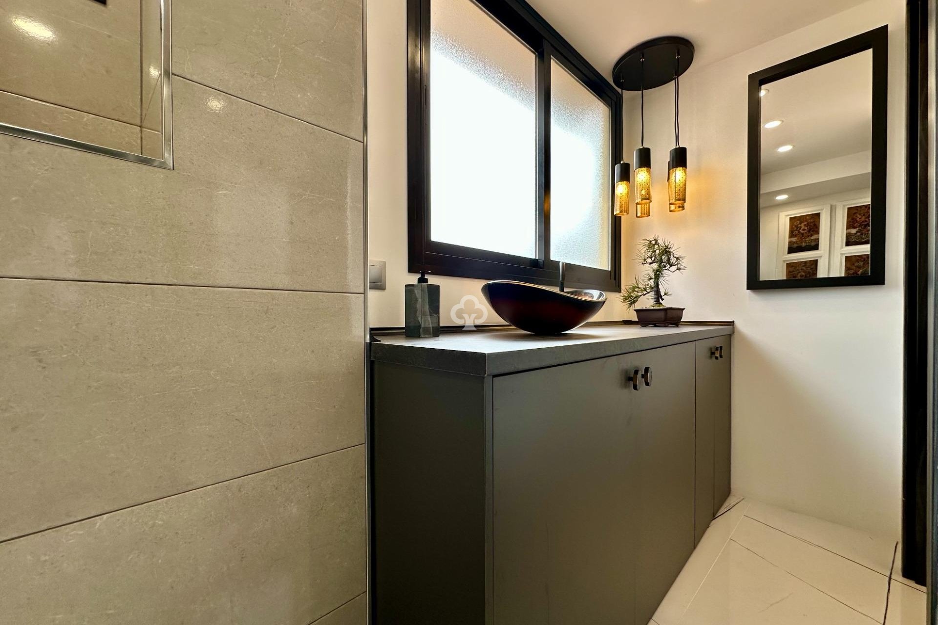 Reventa - Apartamento -
Fuengirola - 1ª Línea de playa