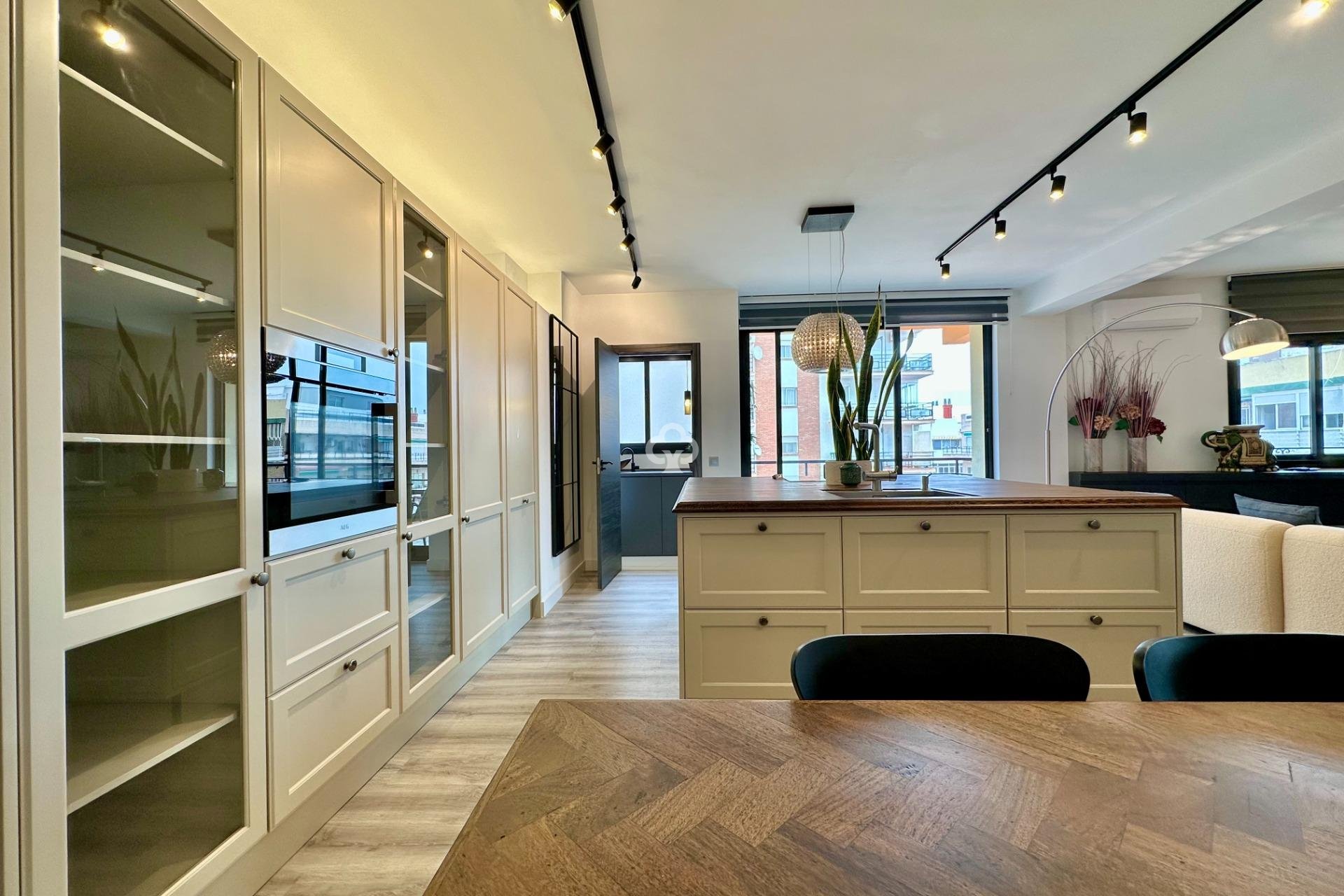 Reventa - Apartamento -
Fuengirola - 1ª Línea de playa