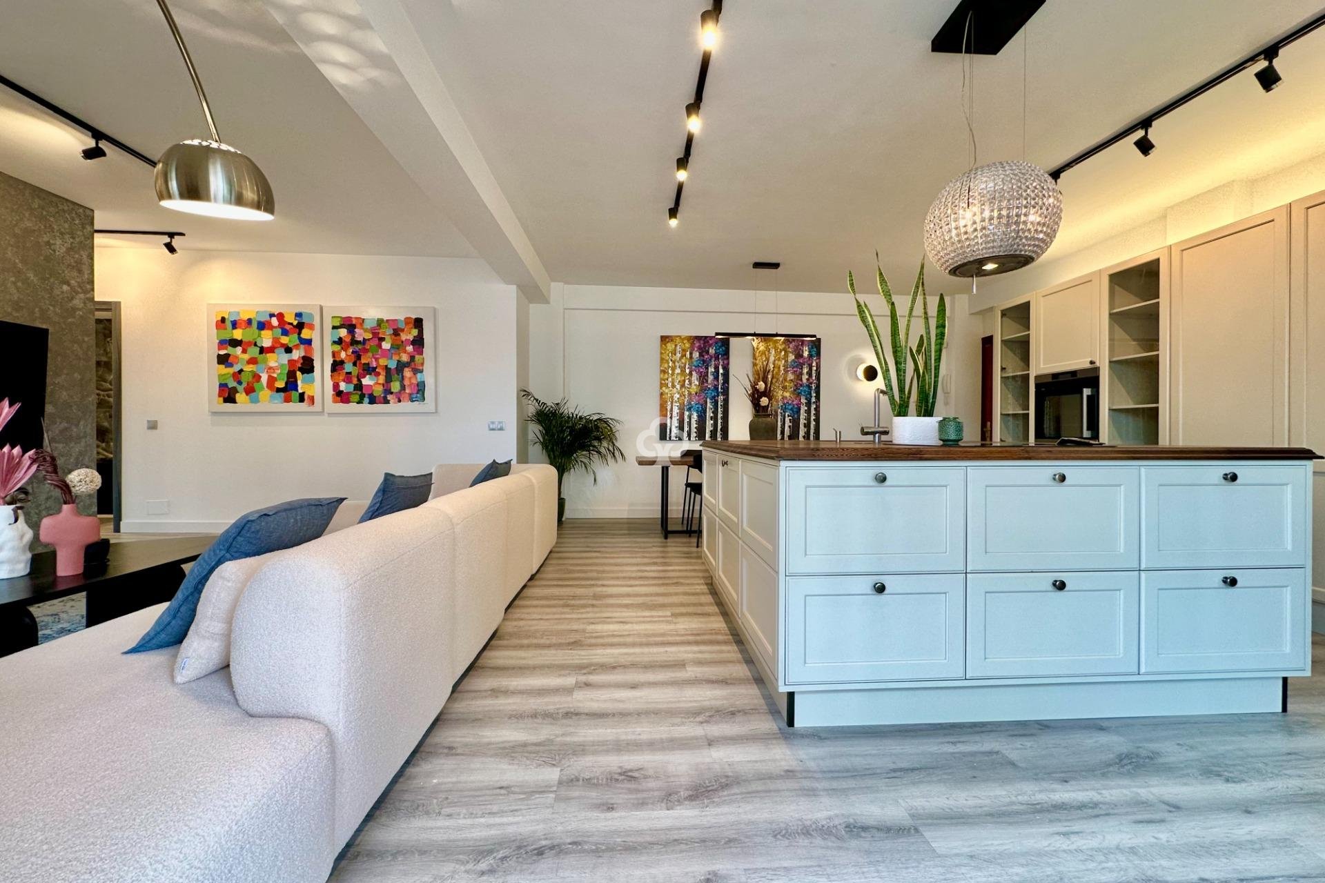 Reventa - Apartamento -
Fuengirola - 1ª Línea de playa