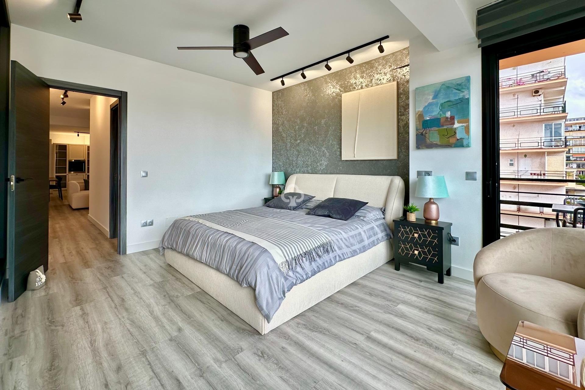 Reventa - Apartamento -
Fuengirola - 1ª Línea de playa