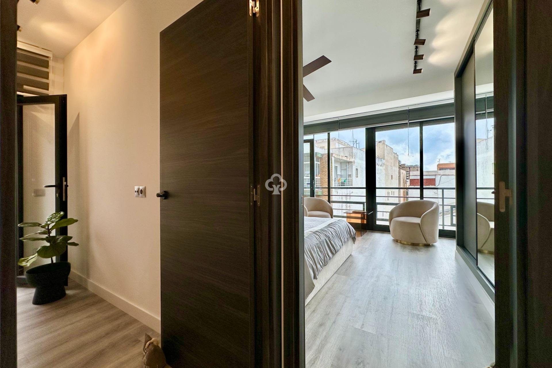 Reventa - Apartamento -
Fuengirola - 1ª Línea de playa