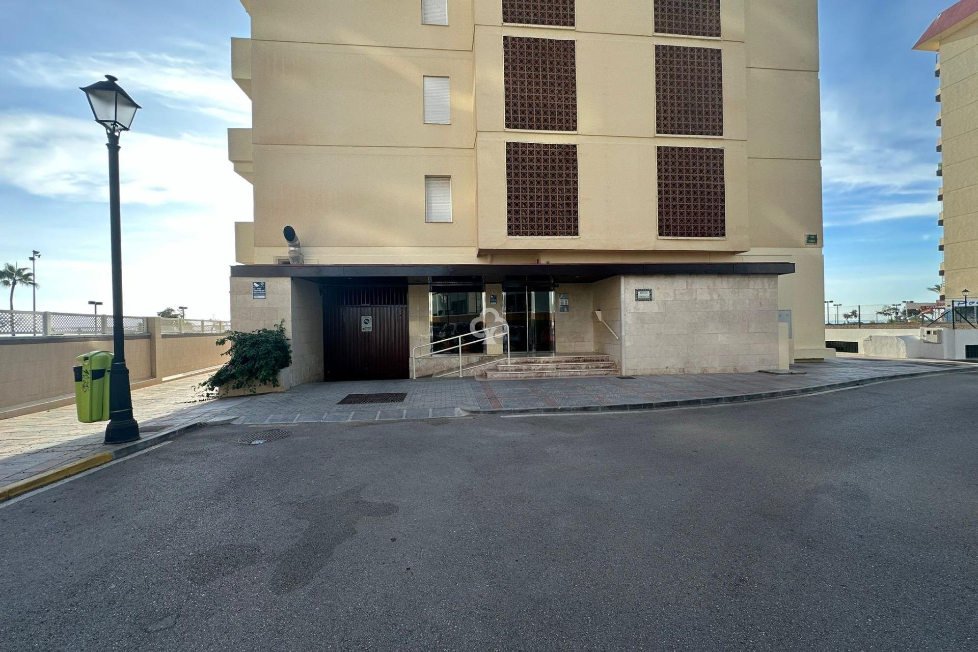 Reventa - Apartamento -
Fuengirola - 1ª Línea de playa