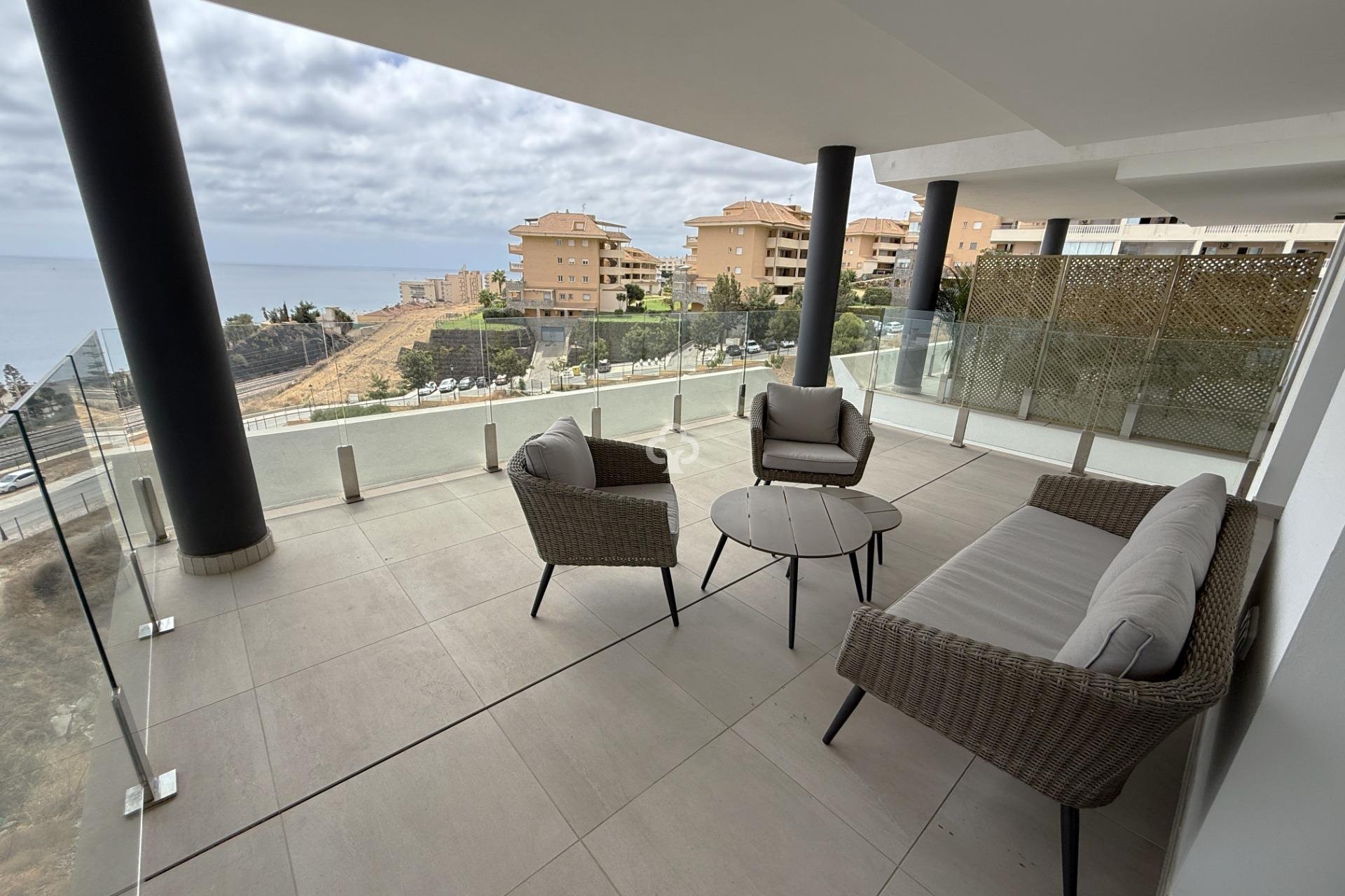 Reventa - Apartamento -
Fuengirola - Carvajal