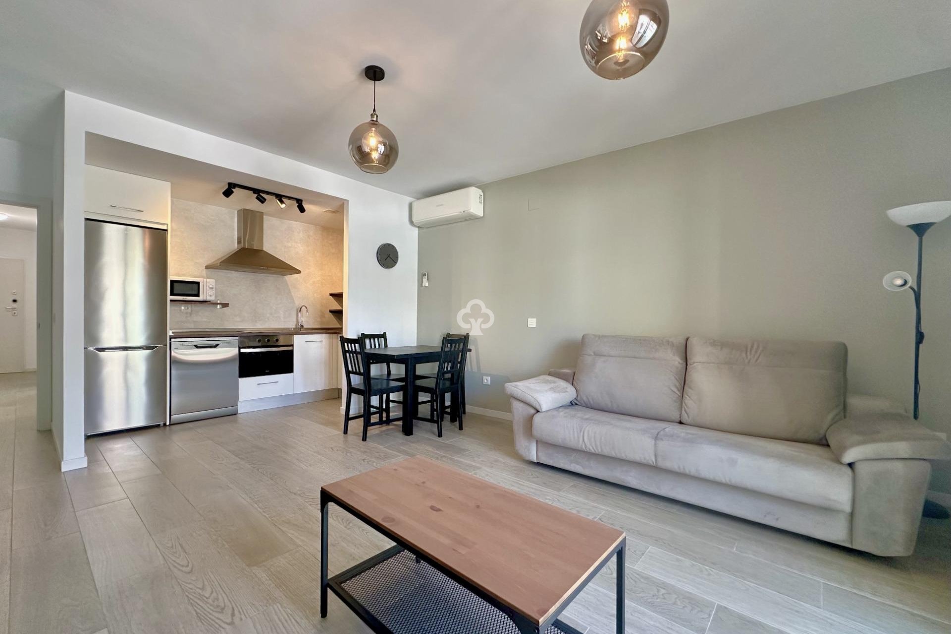 Reventa - Apartamento -
Fuengirola - Los Boliches