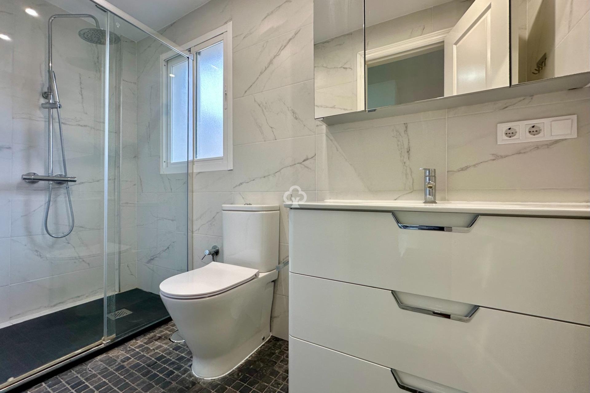 Reventa - Apartamento -
Fuengirola - Los Pacos