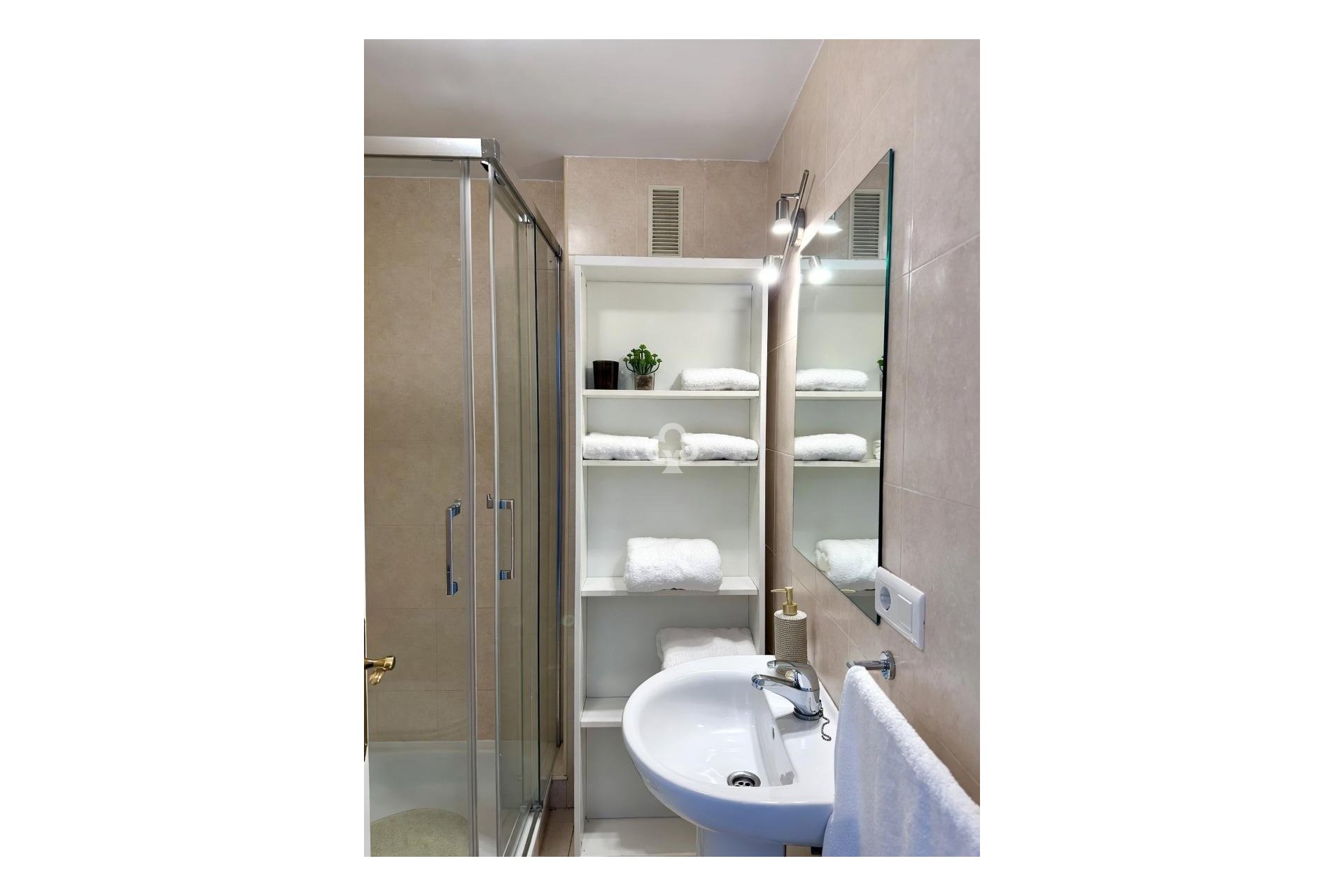Reventa - Apartamento -
Fuengirola - Los Pacos