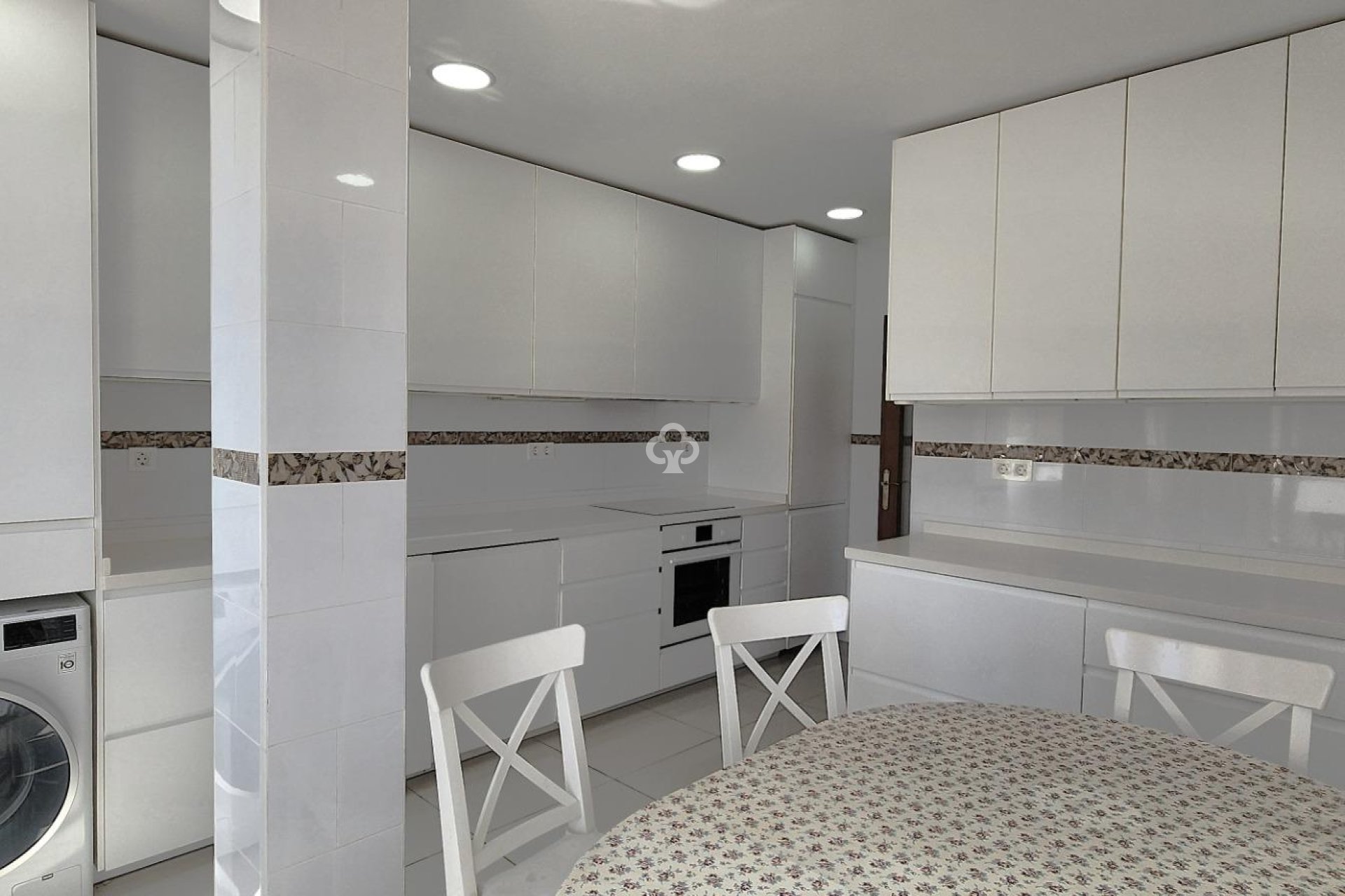 Reventa - Apartamento -
Fuengirola - Playa de los Boliches
