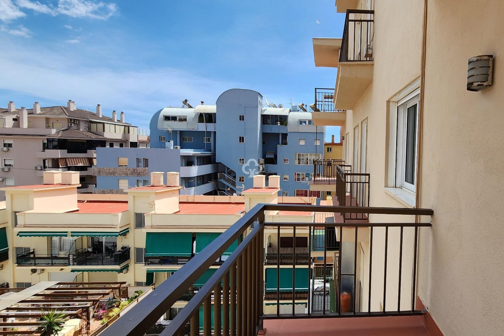Reventa - Apartamento -
Fuengirola - Playa de los Boliches