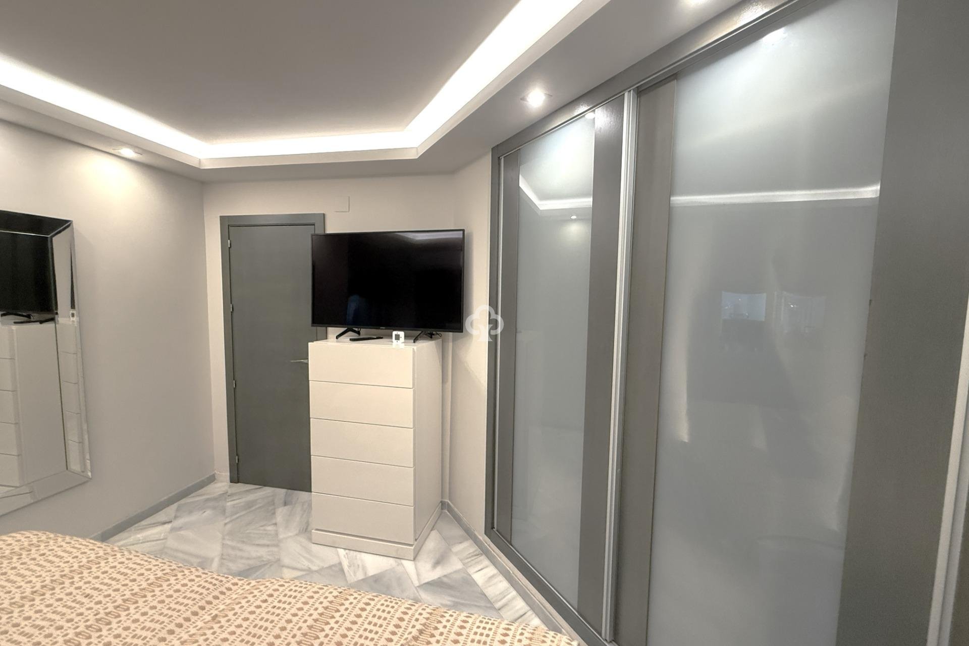 Reventa - Apartamento -
Mijas - Sitio de Calahonda