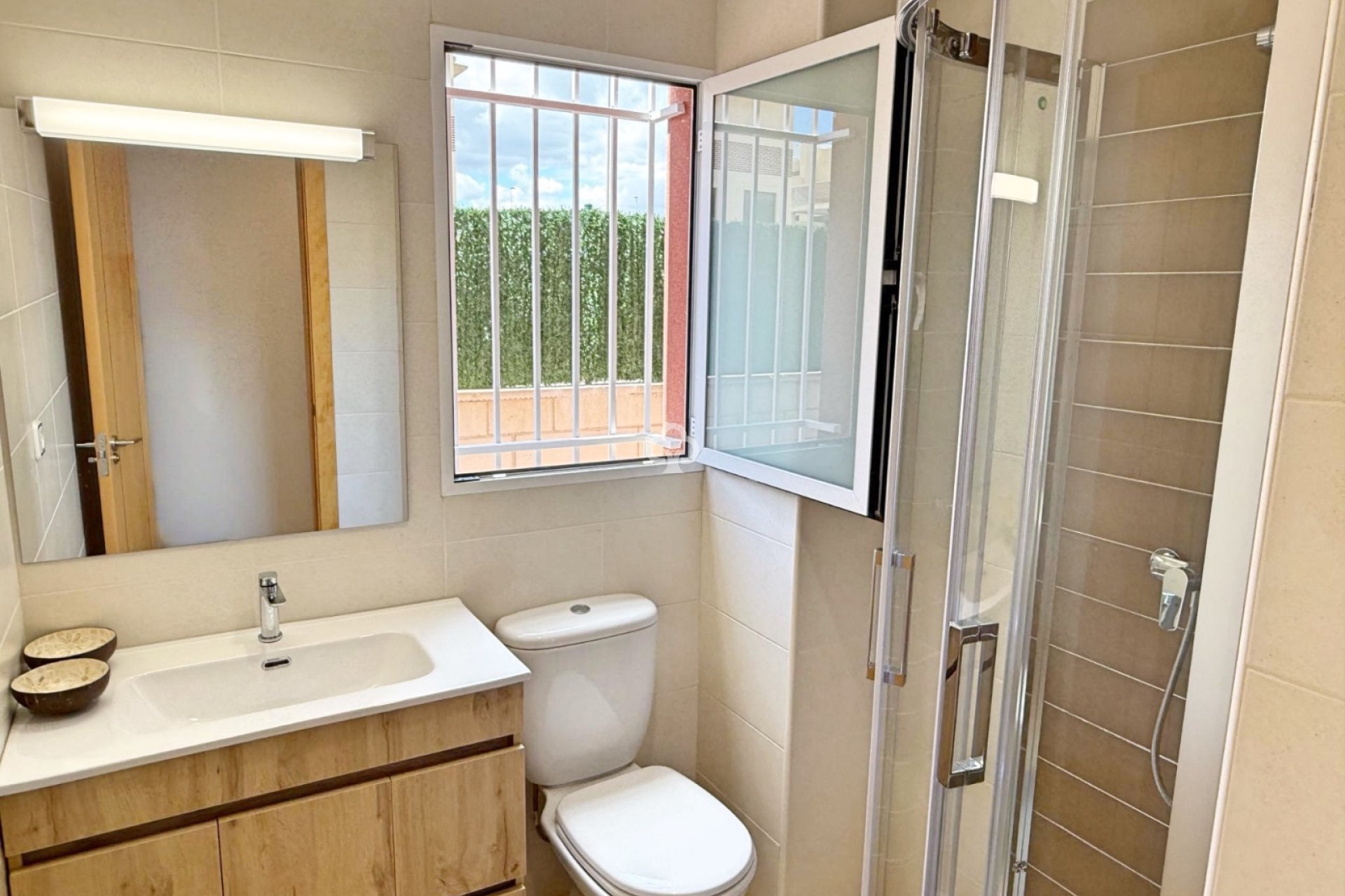 Reventa - Apartamento / piso -
Orihuela Costa - Cabo roig - La Zenia