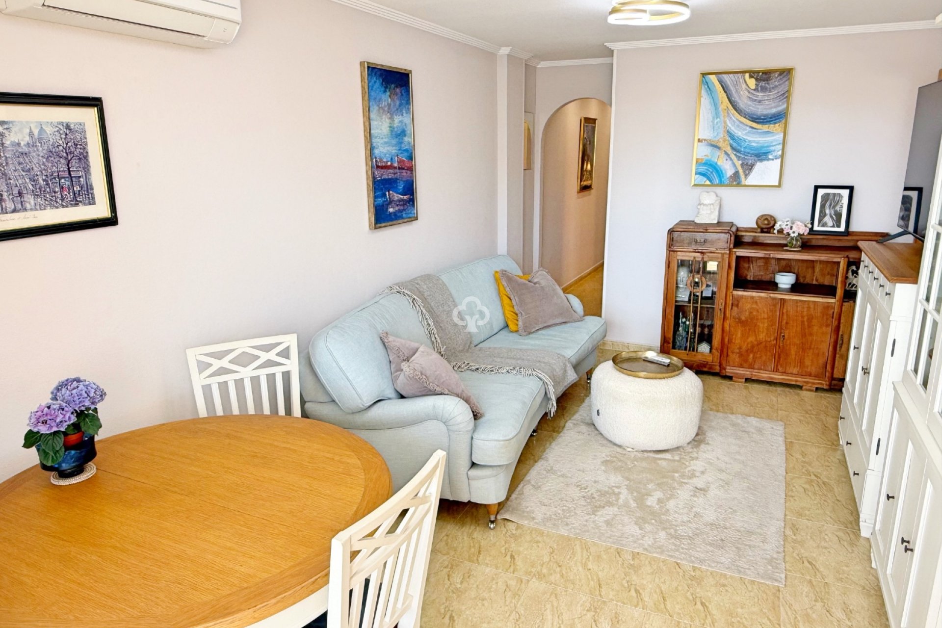 Reventa - Apartamento / piso -
Torrevieja - Centro